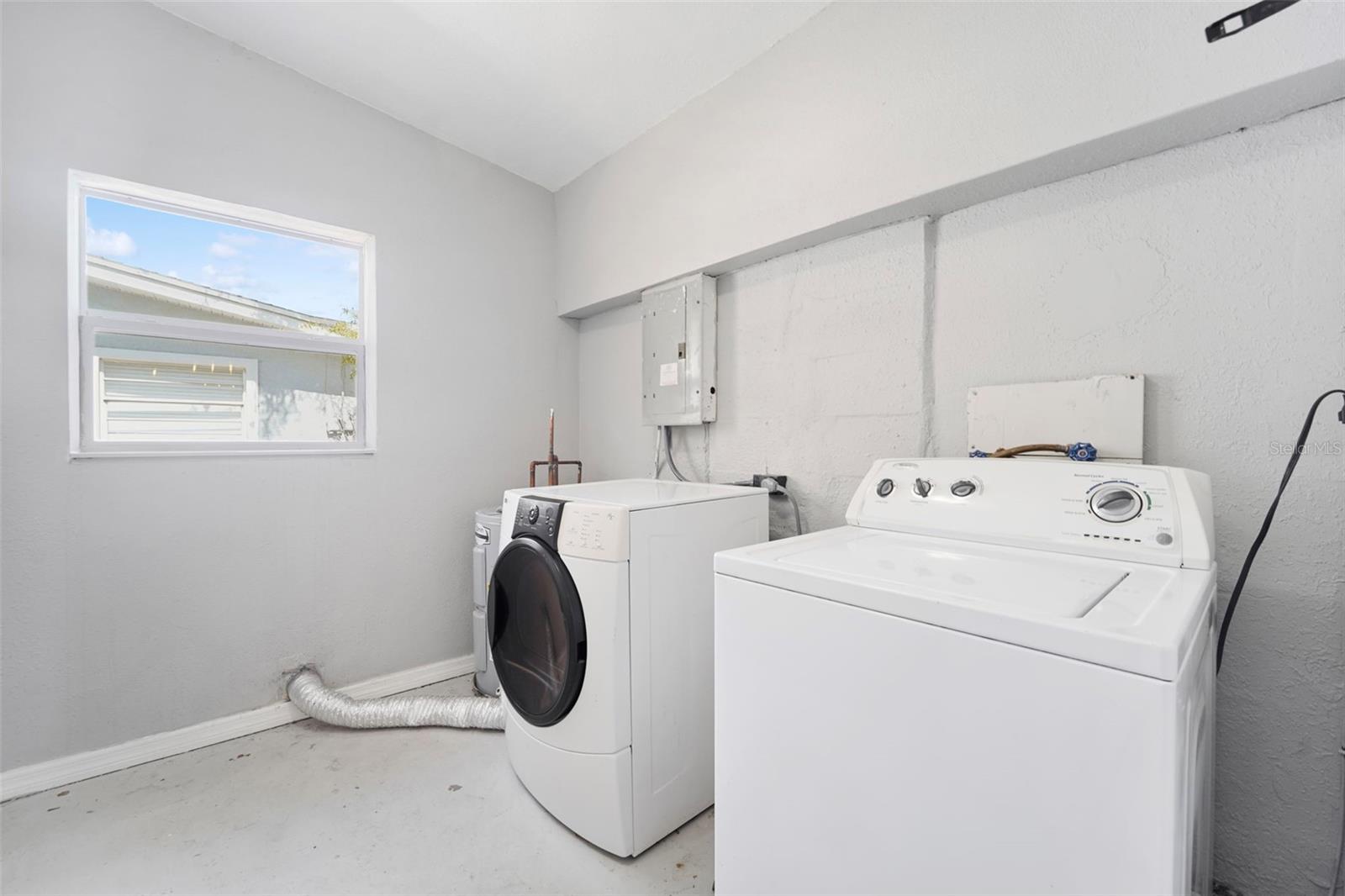 FLORAL GARDENS - Residential