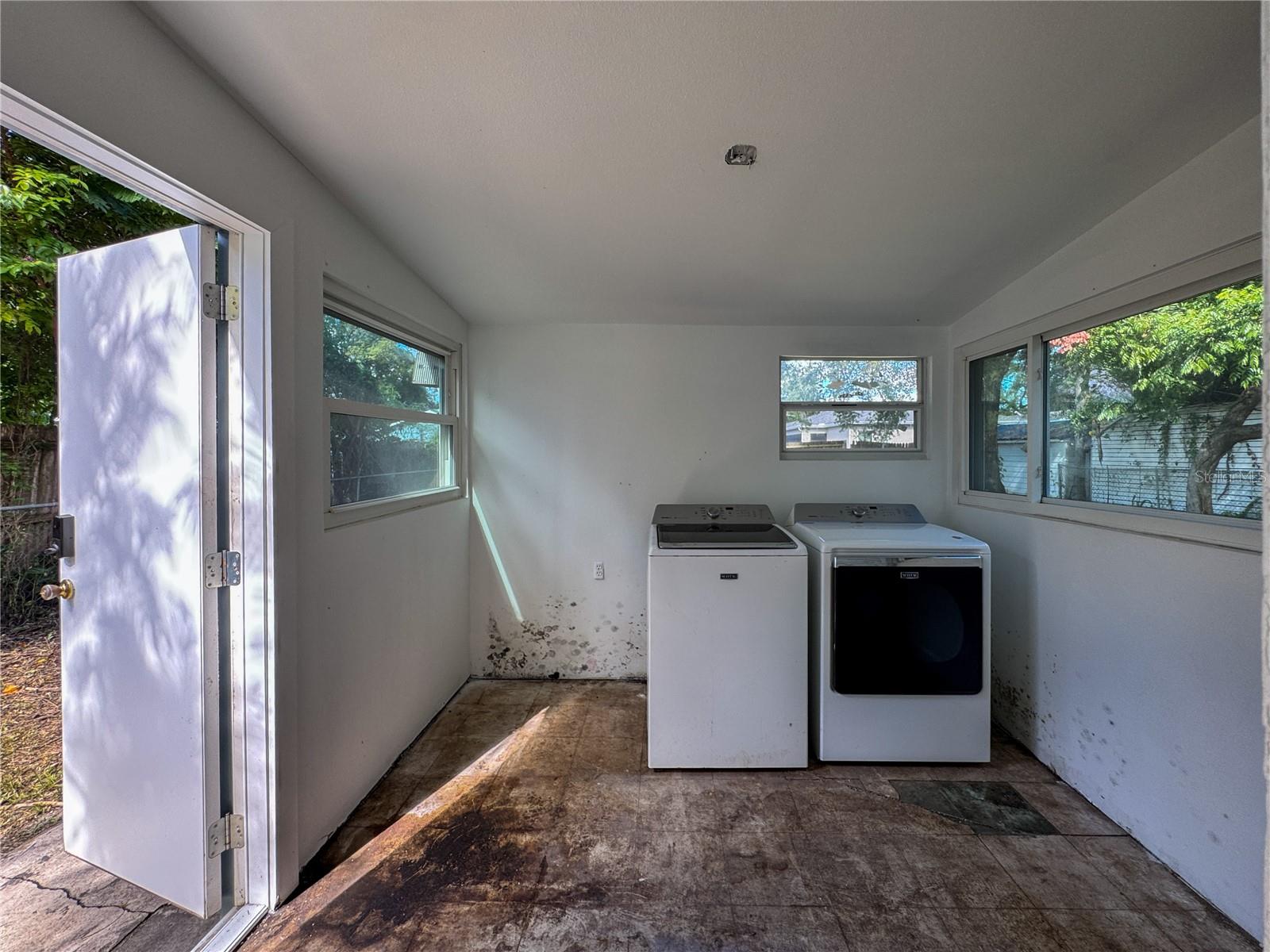 STANSBURY ESTATES - Residential