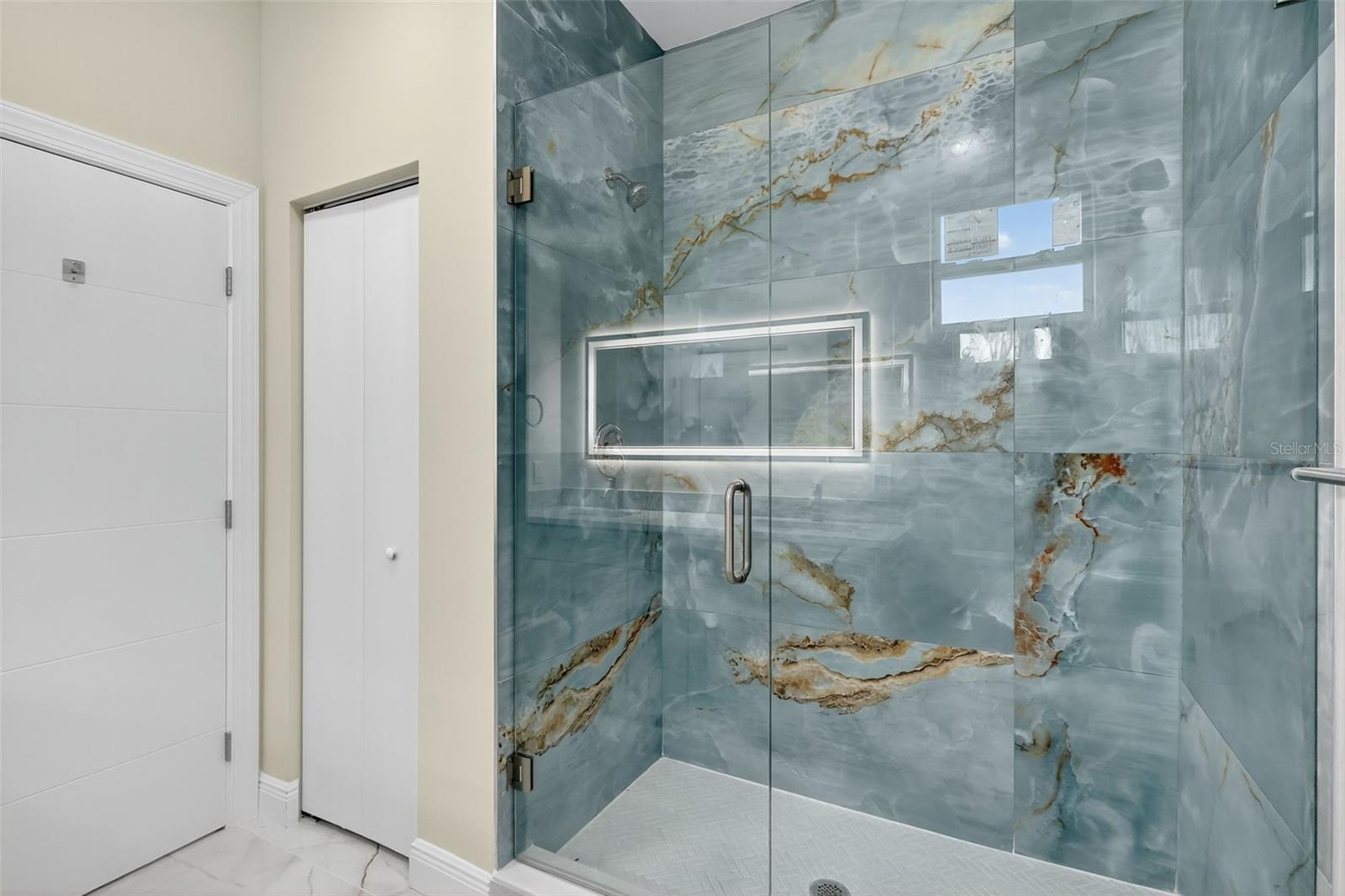 SPRUCE PARK SUB - Residential