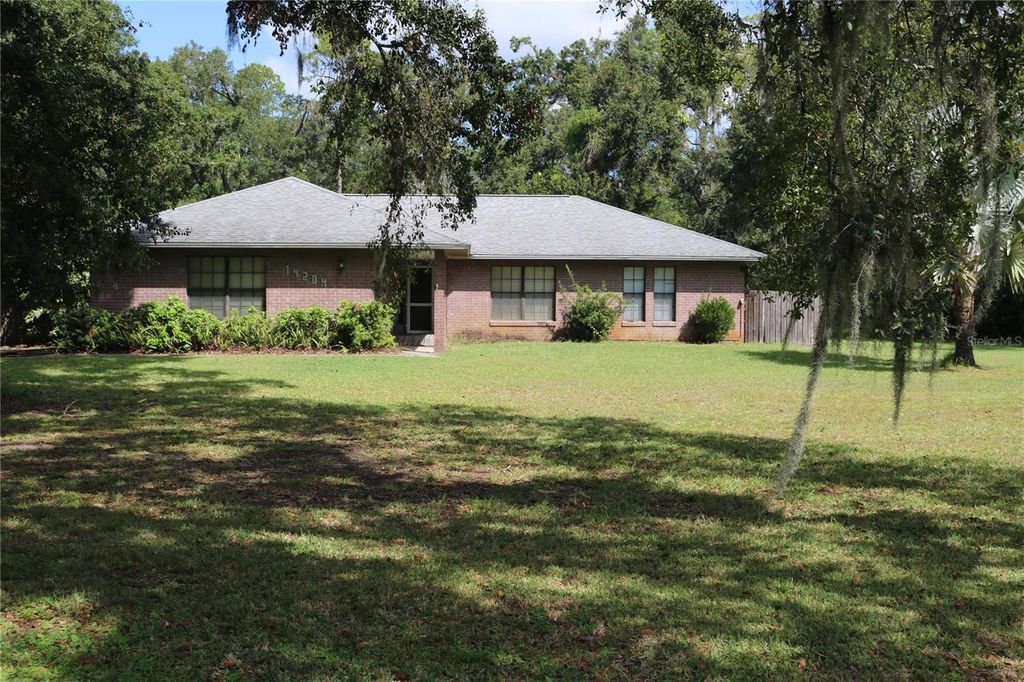 Photo of 14204 Walden Sheffield Road, Dover, FL 33527 (MLS # TB8437120)