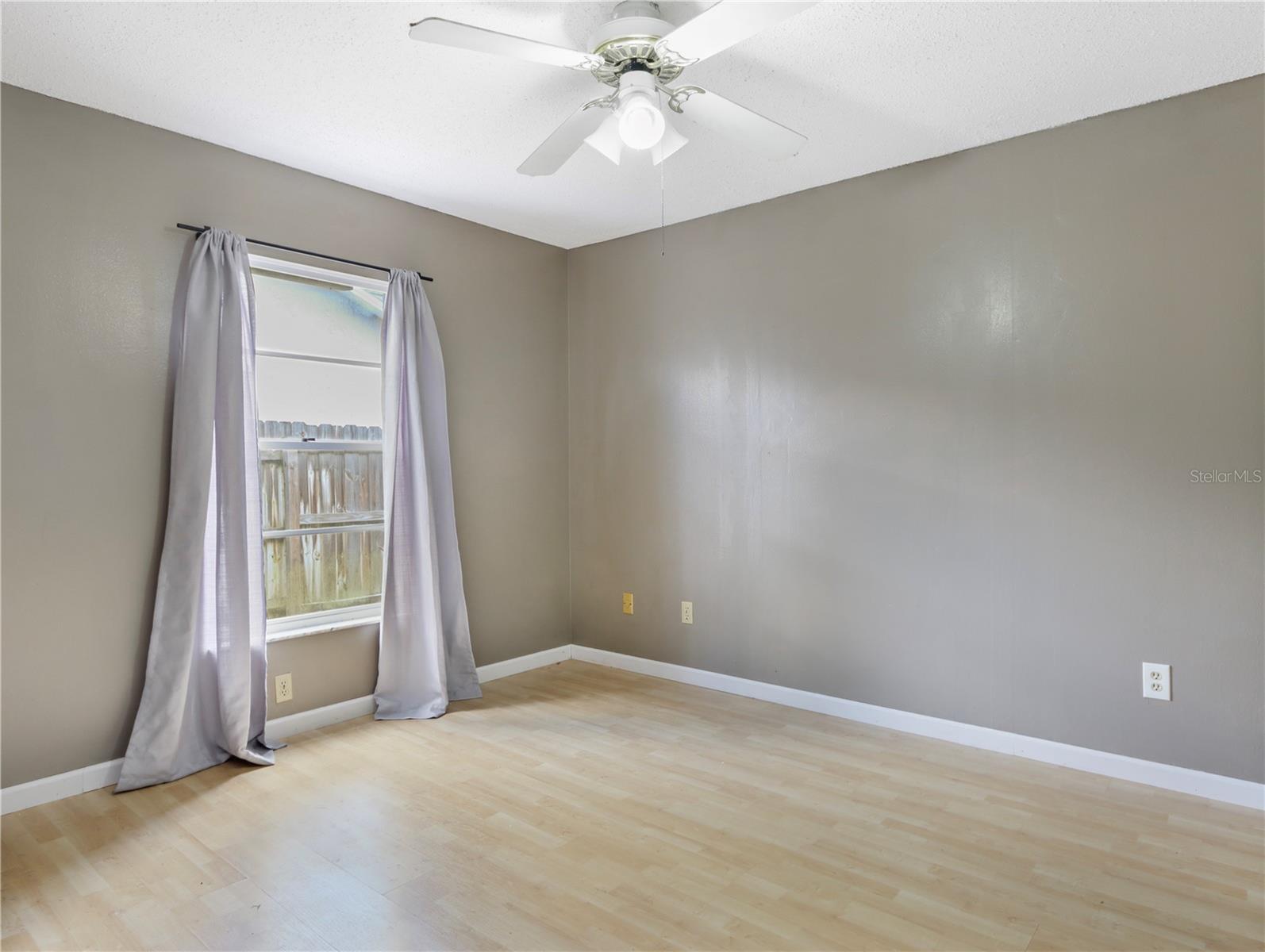 HILLS OF LAKE MARY PH 1 - Residential