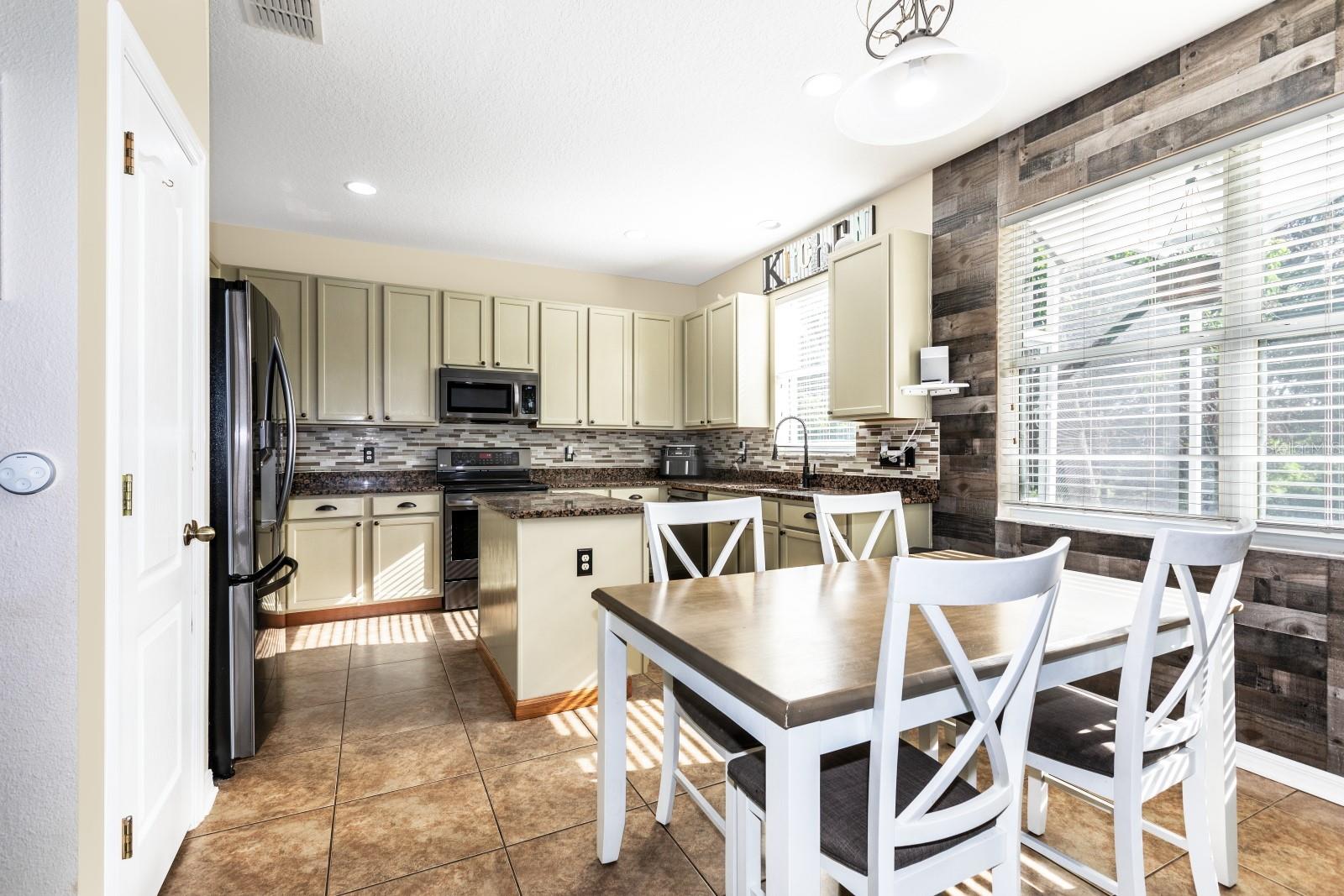 TAVARES ETOWAH PH 01 - Residential
