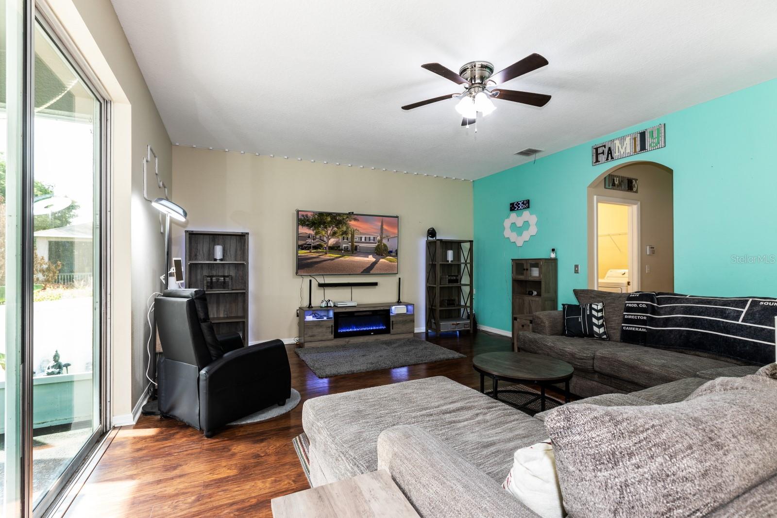 TAVARES ETOWAH PH 01 - Residential