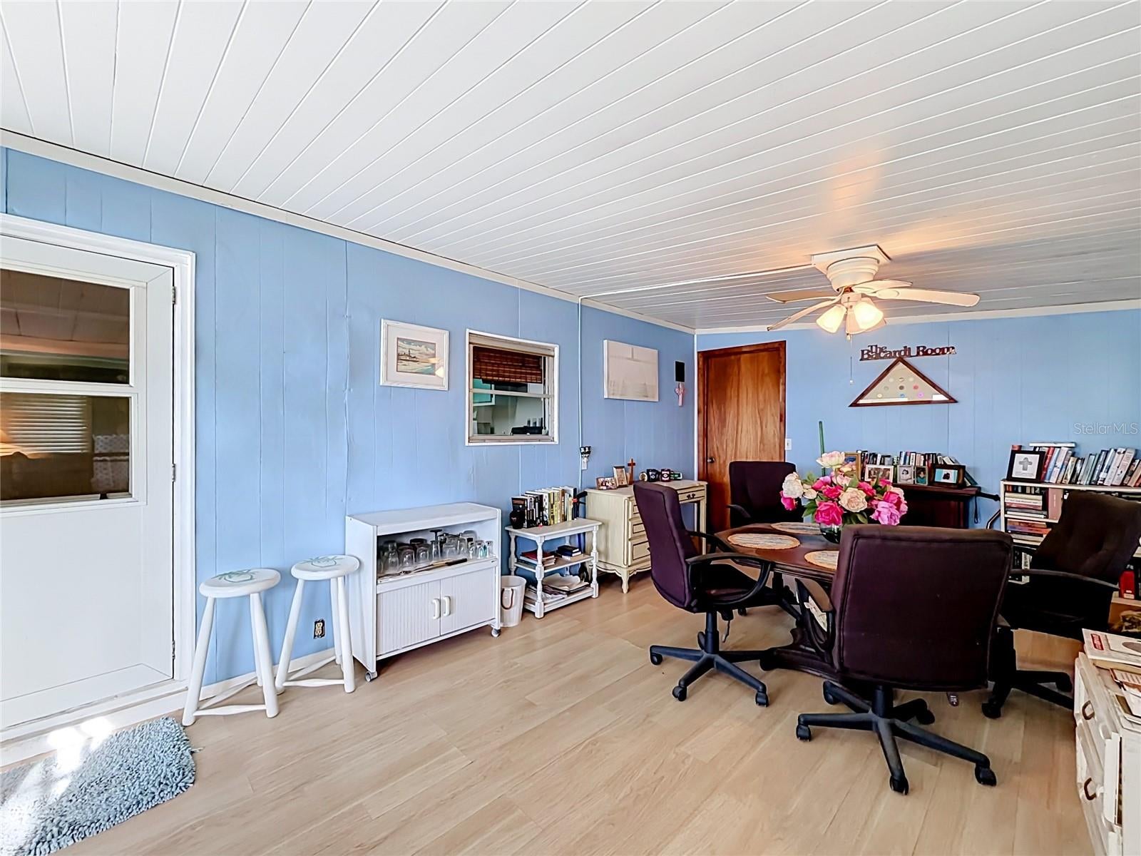 10118 N LAKE DRIVE 30