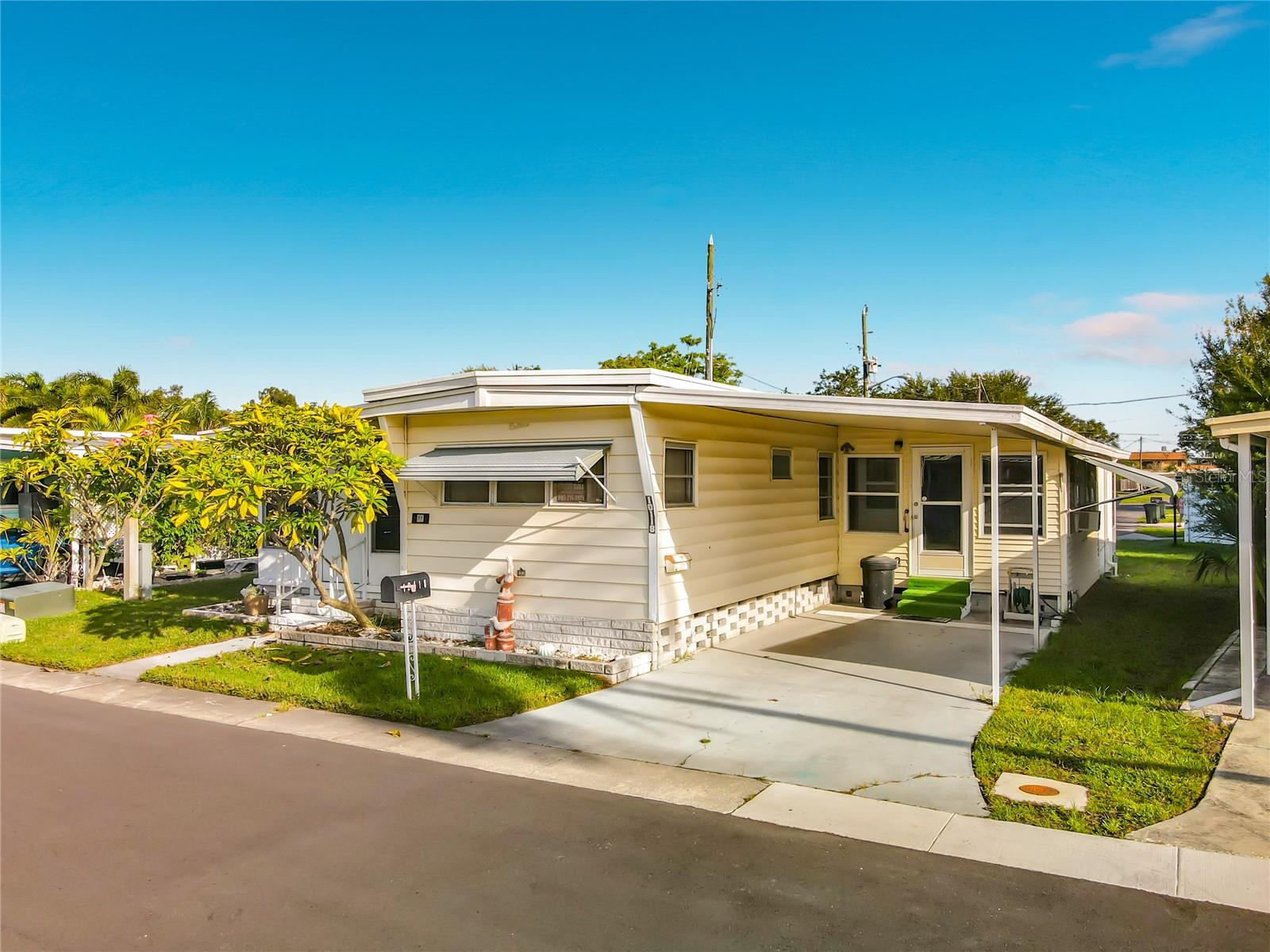 10118 N LAKE DRIVE 30