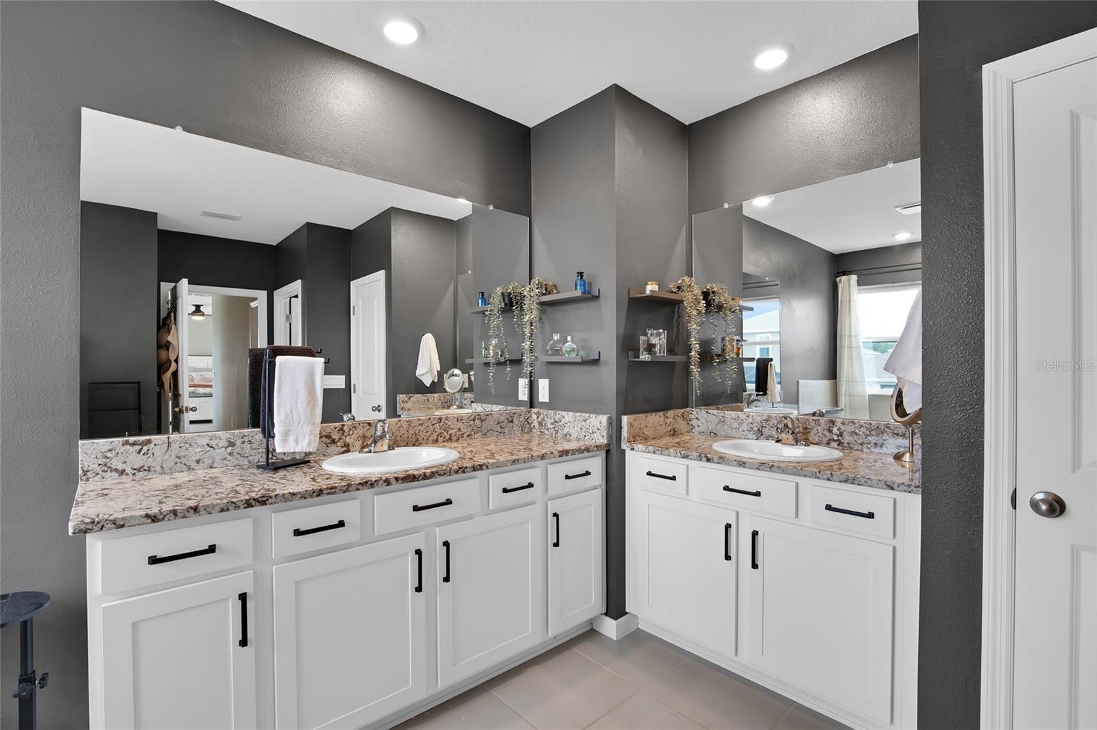 EPPERSON NORTH VILLAGE A-1-A-5 - Residential