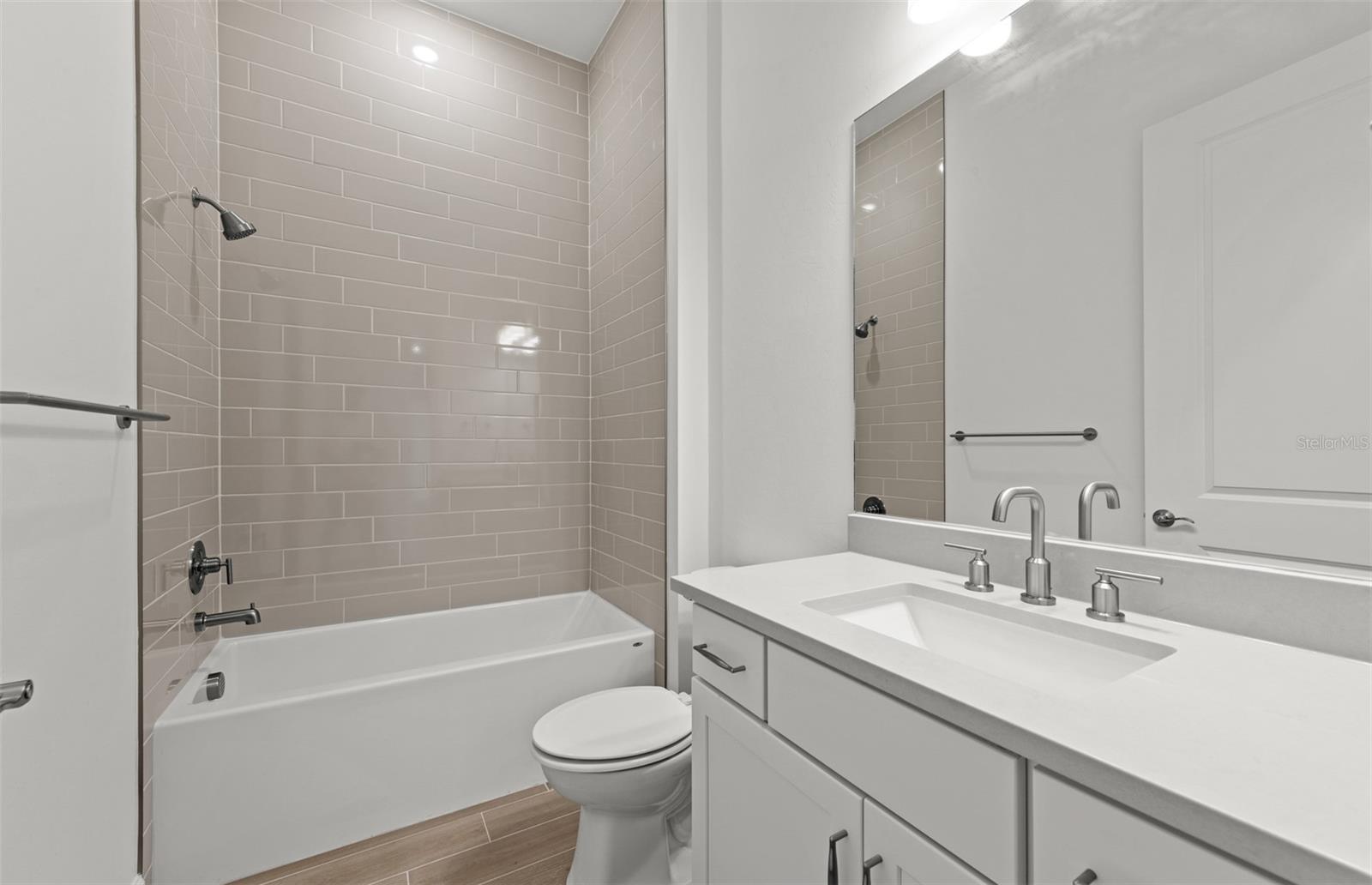 4632; DEL WEBB CATALINA AT LAKEWOOD RANCH - Residential