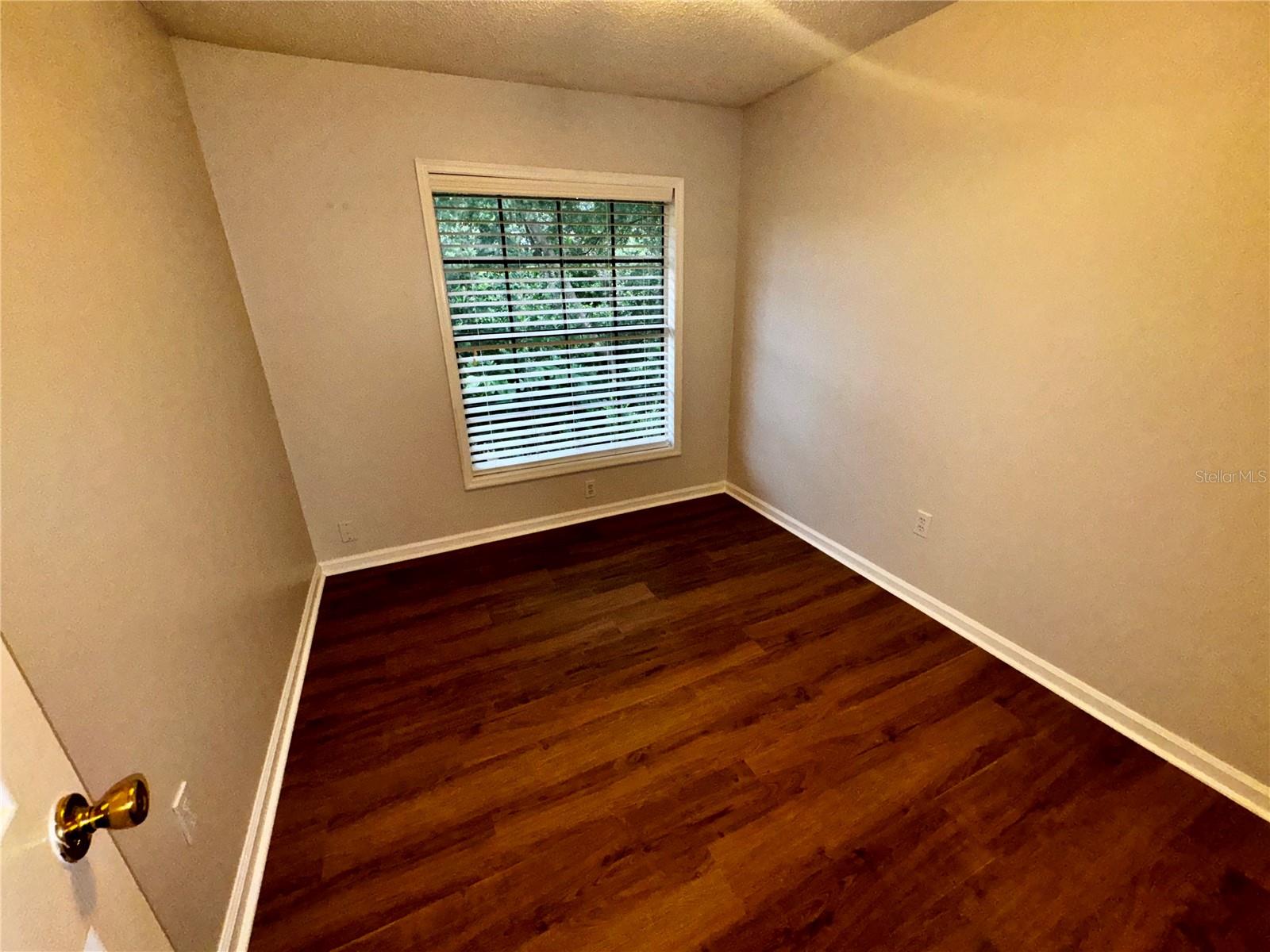 HIDDEN OAKS CONDO PH 01 - Residential Lease