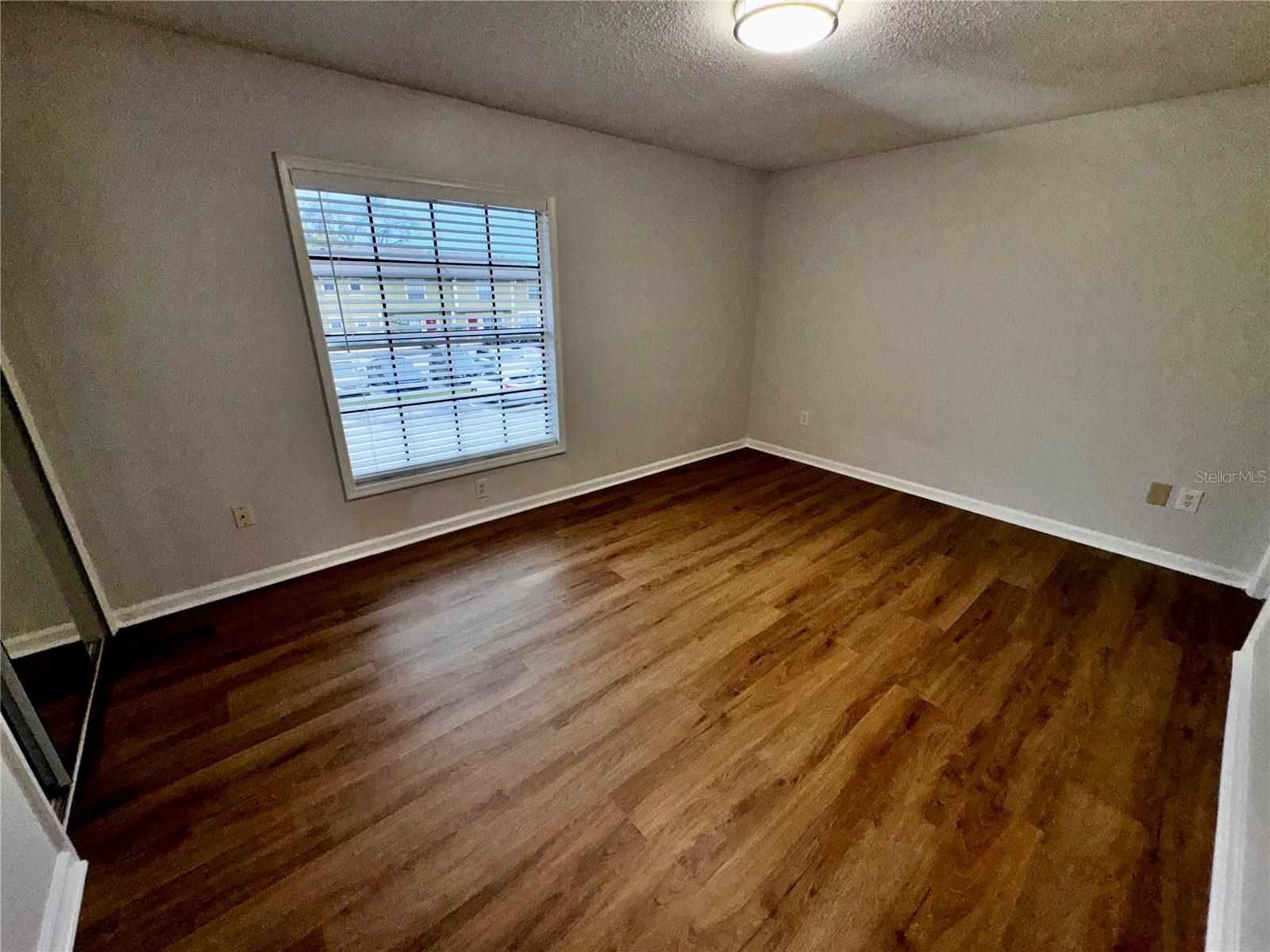 HIDDEN OAKS CONDO PH 01 - Residential Lease