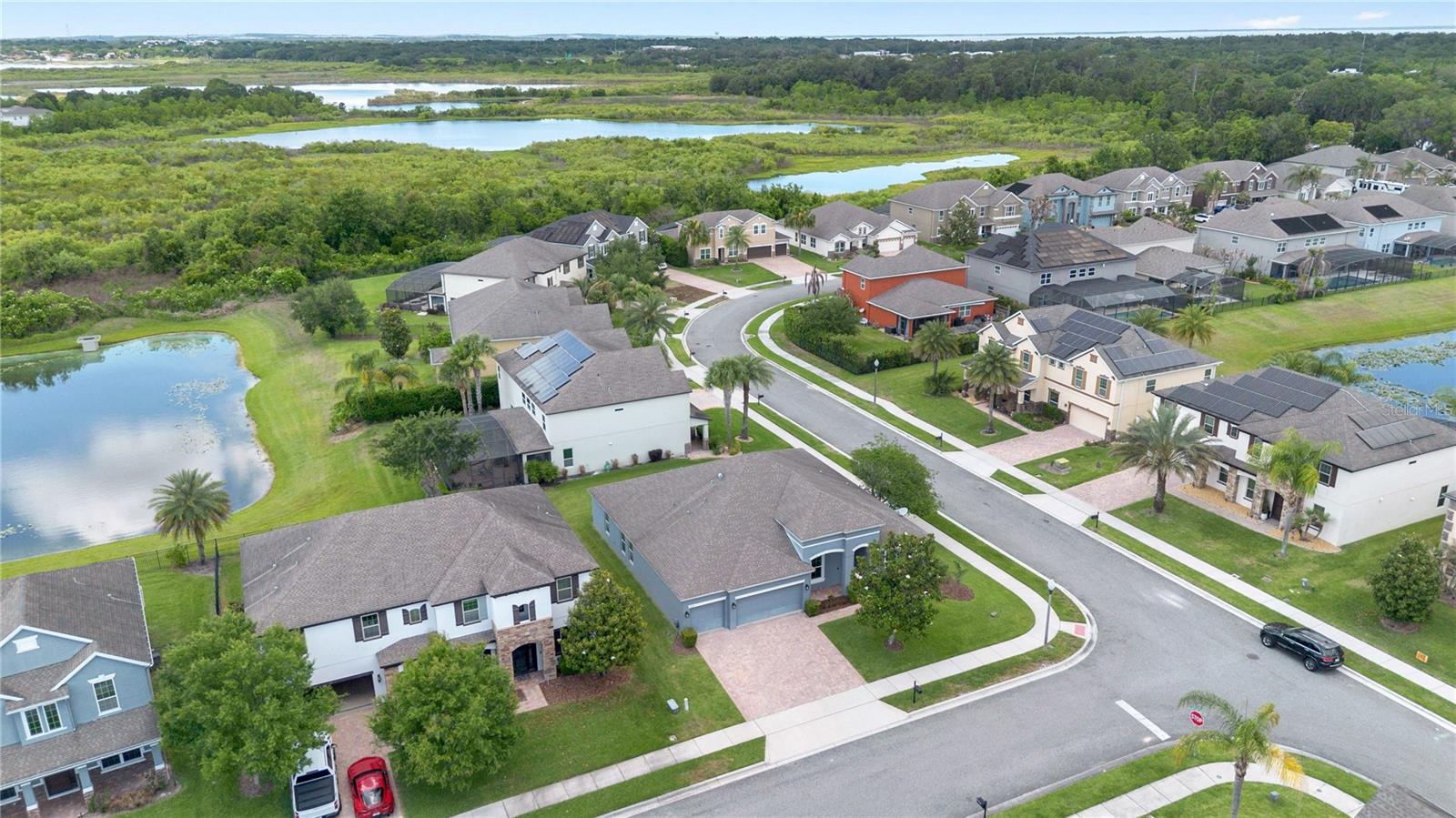 JOHNS LAKE POINTE - Residential