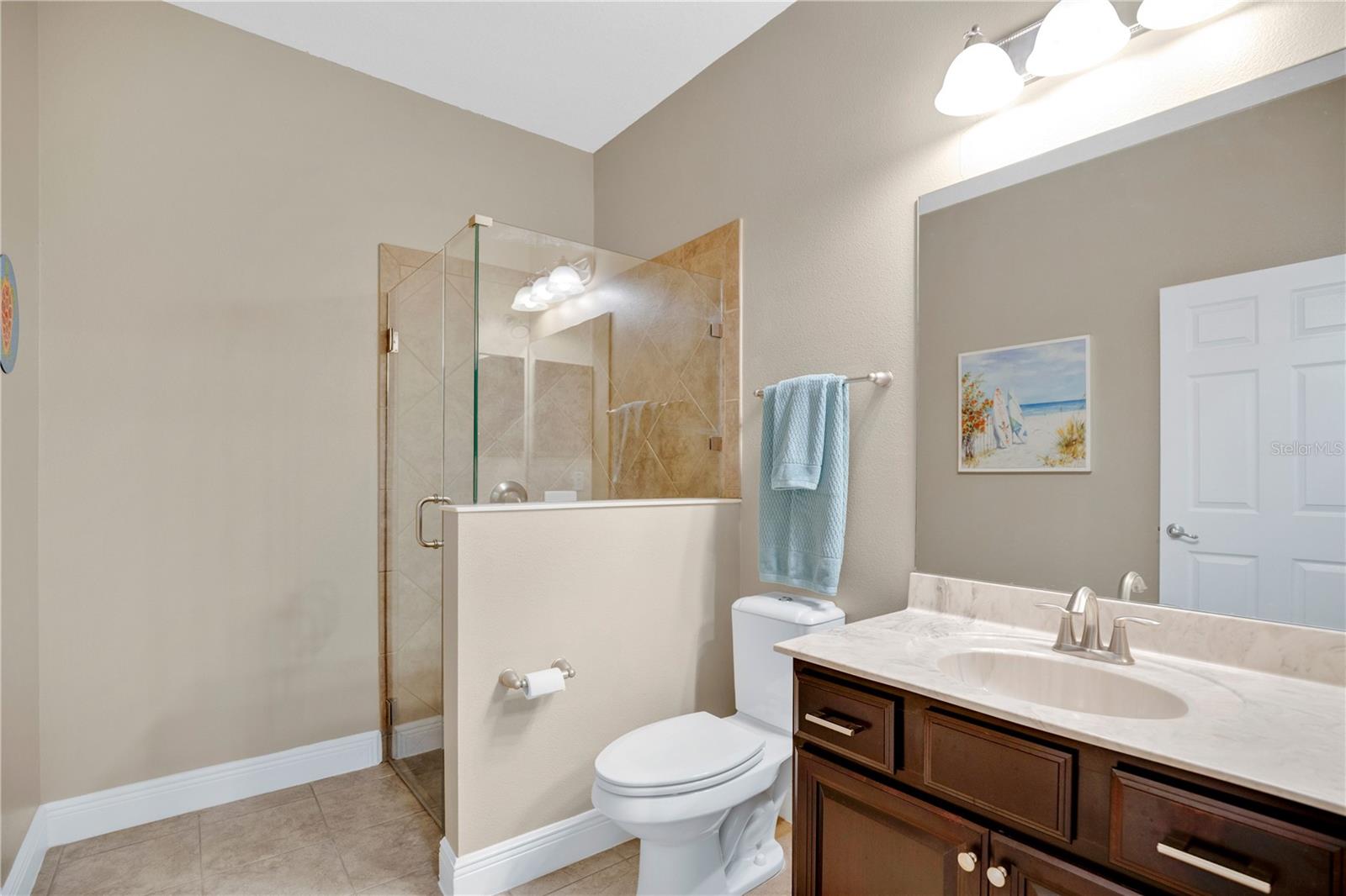 JOHNS LAKE POINTE - Residential