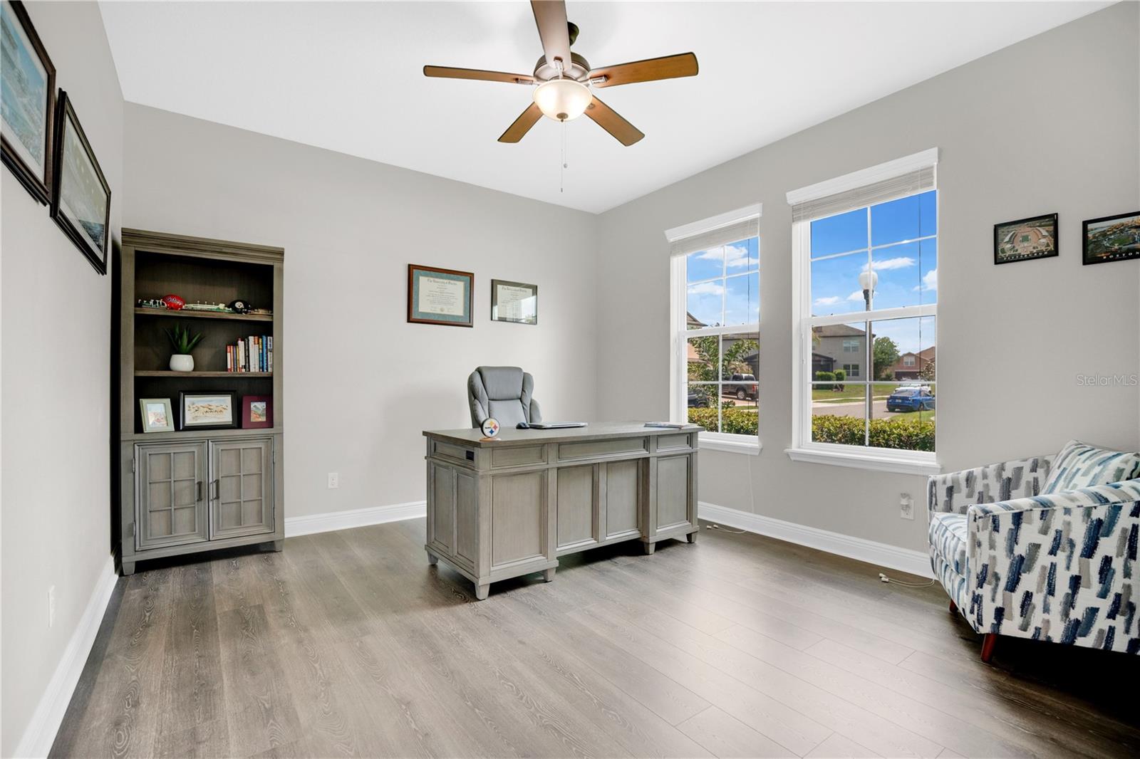 JOHNS LAKE POINTE - Residential