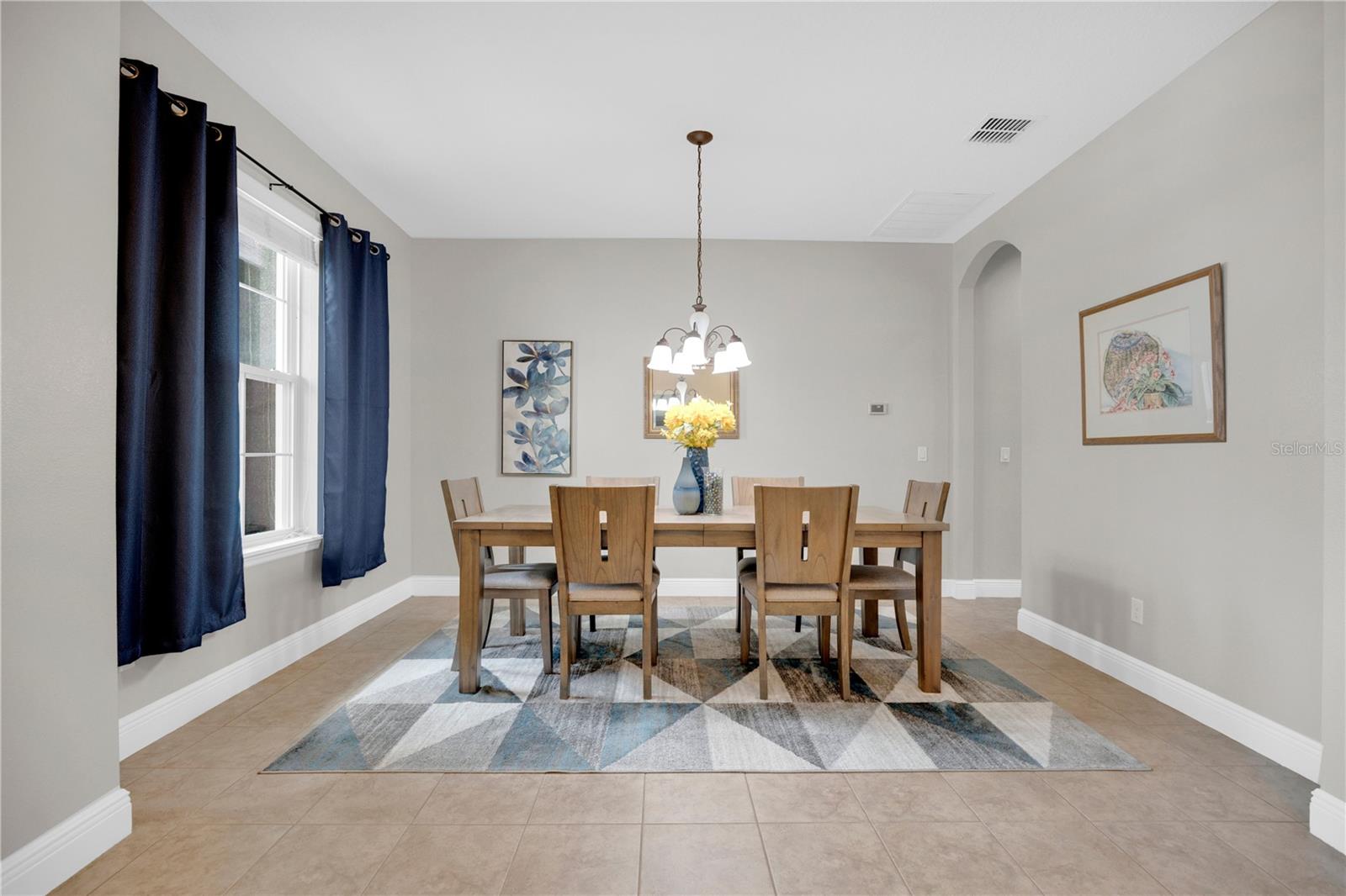 JOHNS LAKE POINTE - Residential