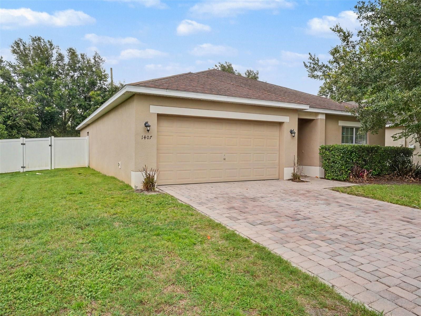 1407 MARSH MEADOW LN