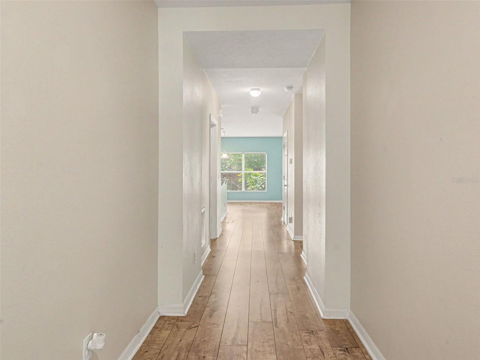 1407 MARSH MEADOW LN