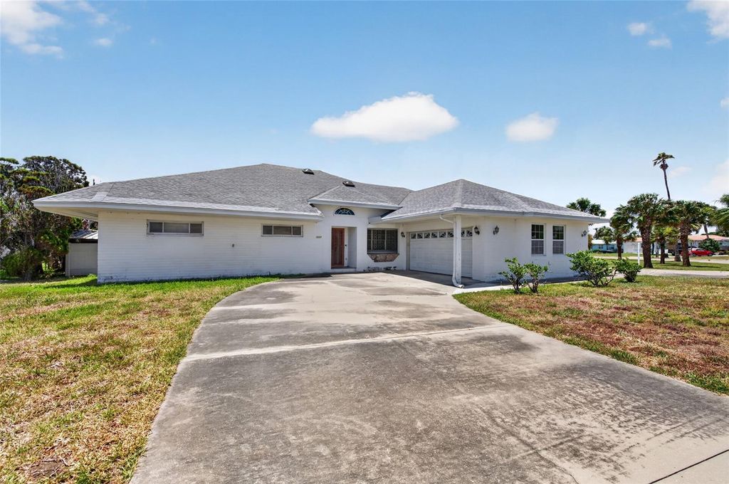 Photo of 1227 Bel Aire Drive, Daytona Beach, FL 32118 (MLS # NS1088375)