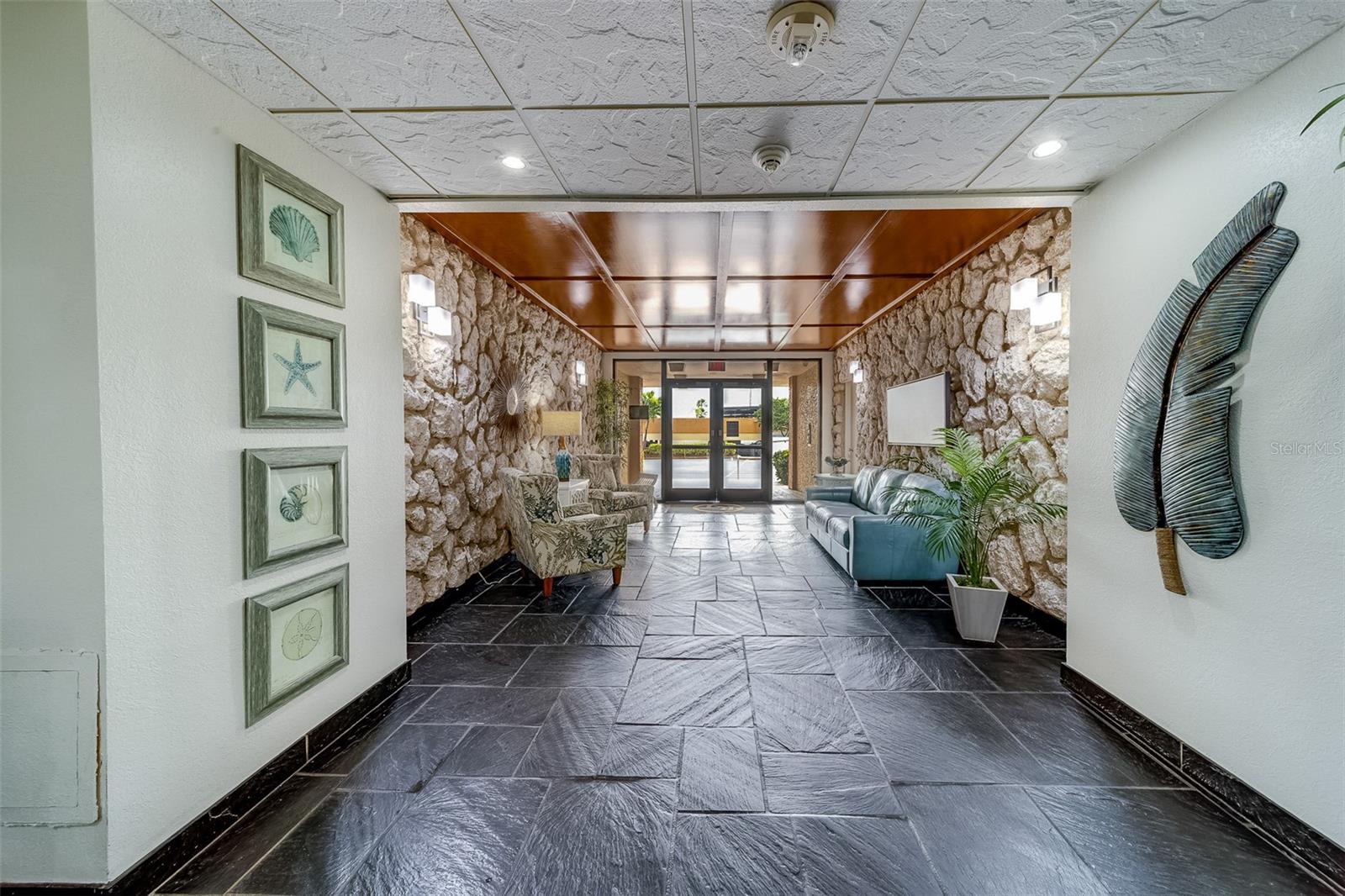 REDINGTON TOWERS BLDG 2 CONDO - Residential Lease