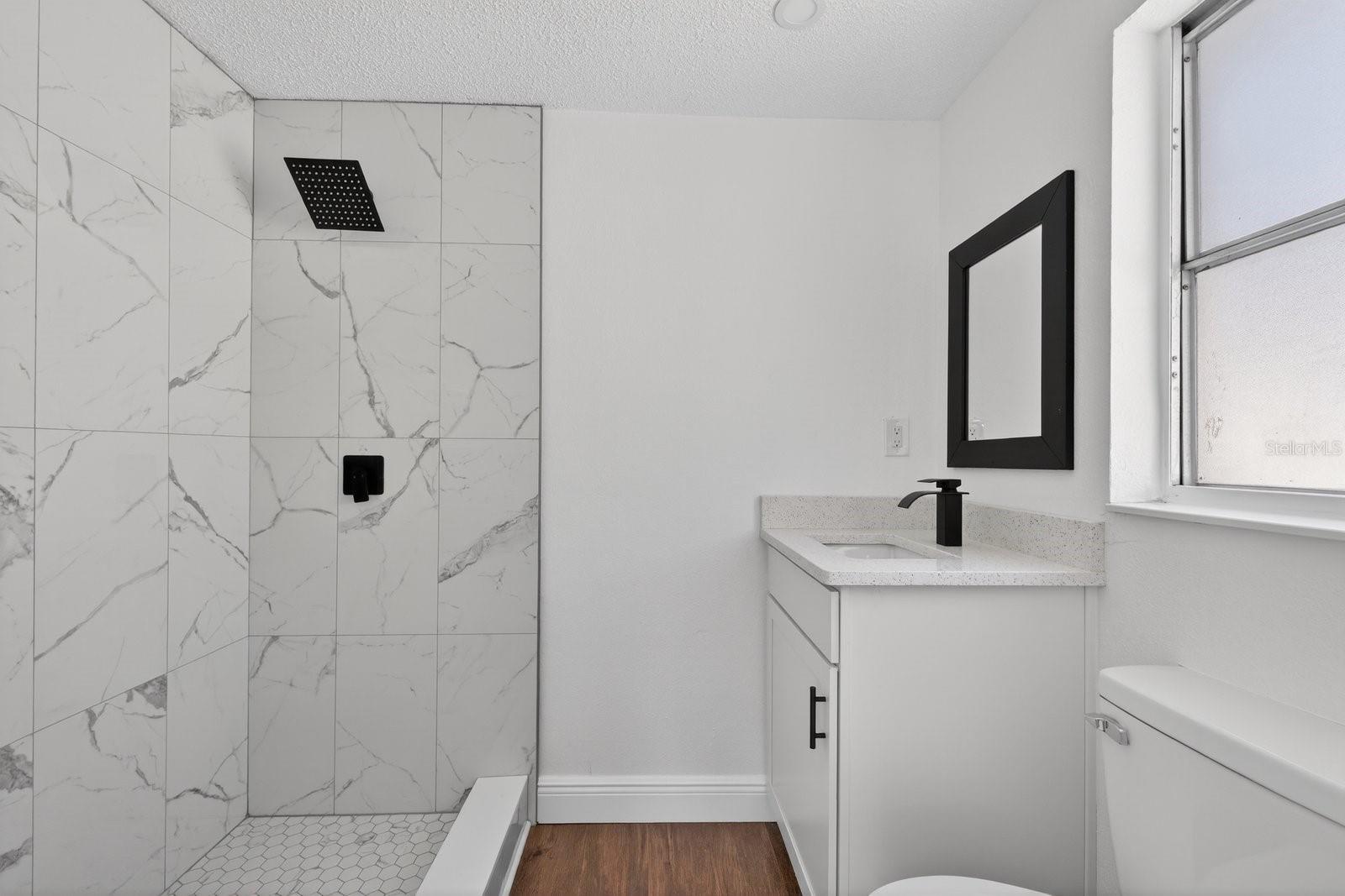 REGENCY PARK - Residential