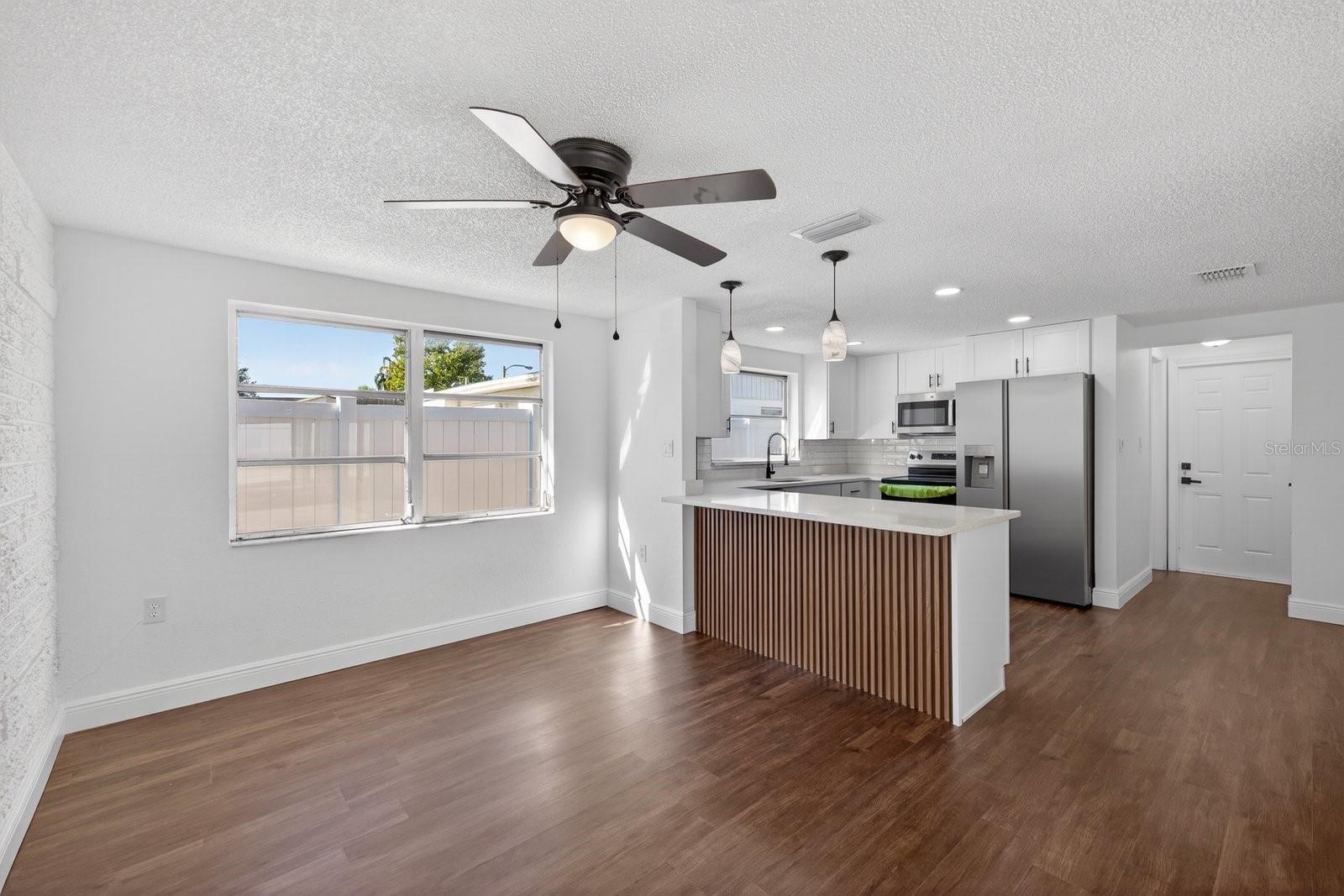 REGENCY PARK - Residential