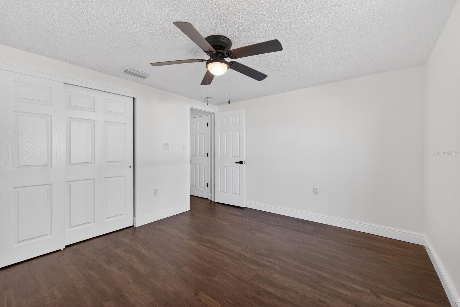 REGENCY PARK - Residential