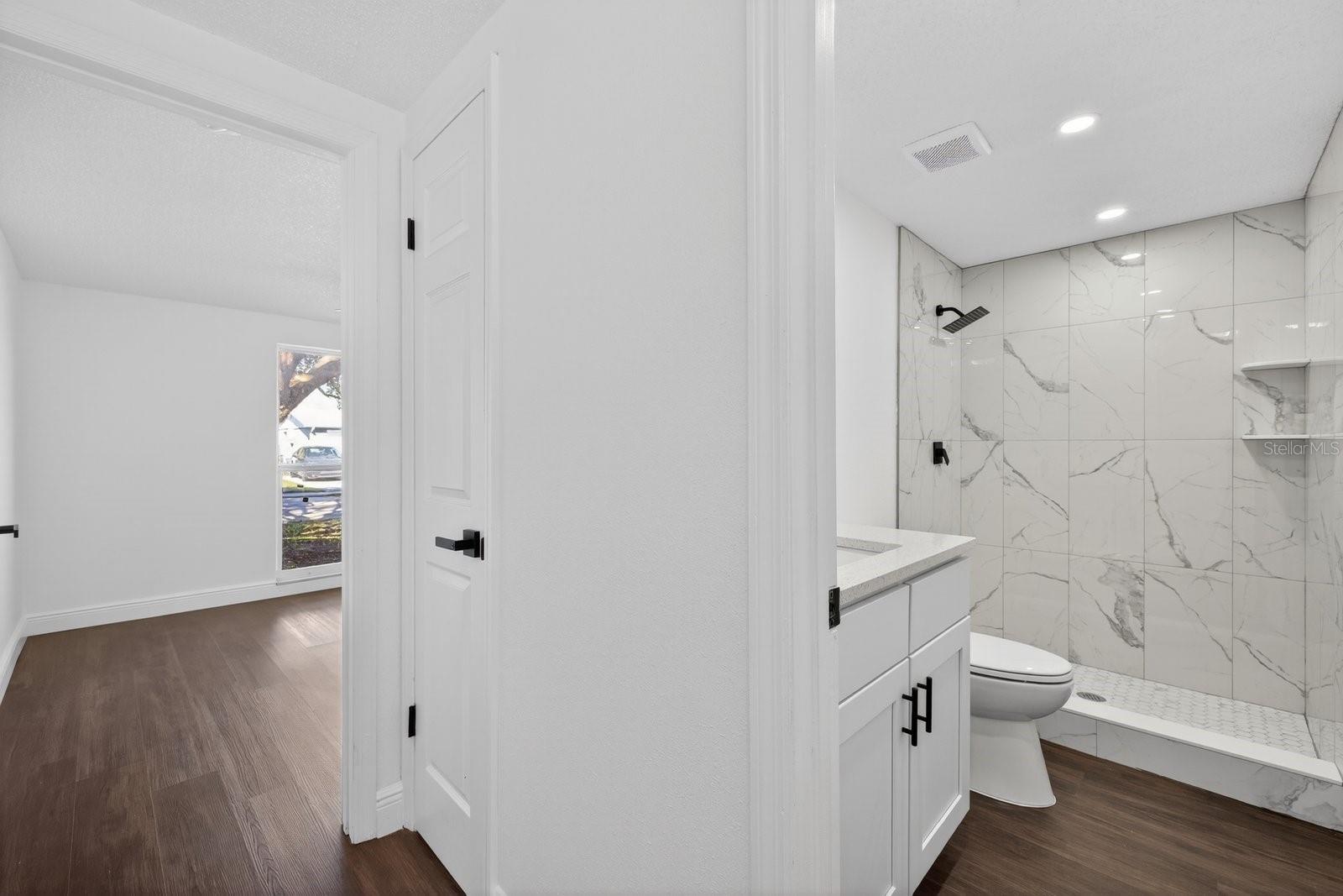 REGENCY PARK - Residential