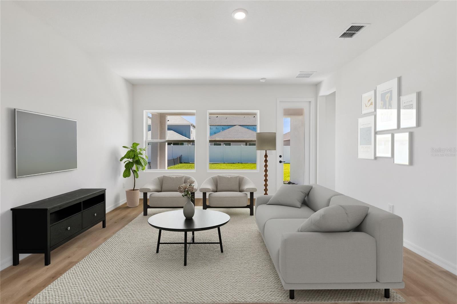 EASTLYN - Residential