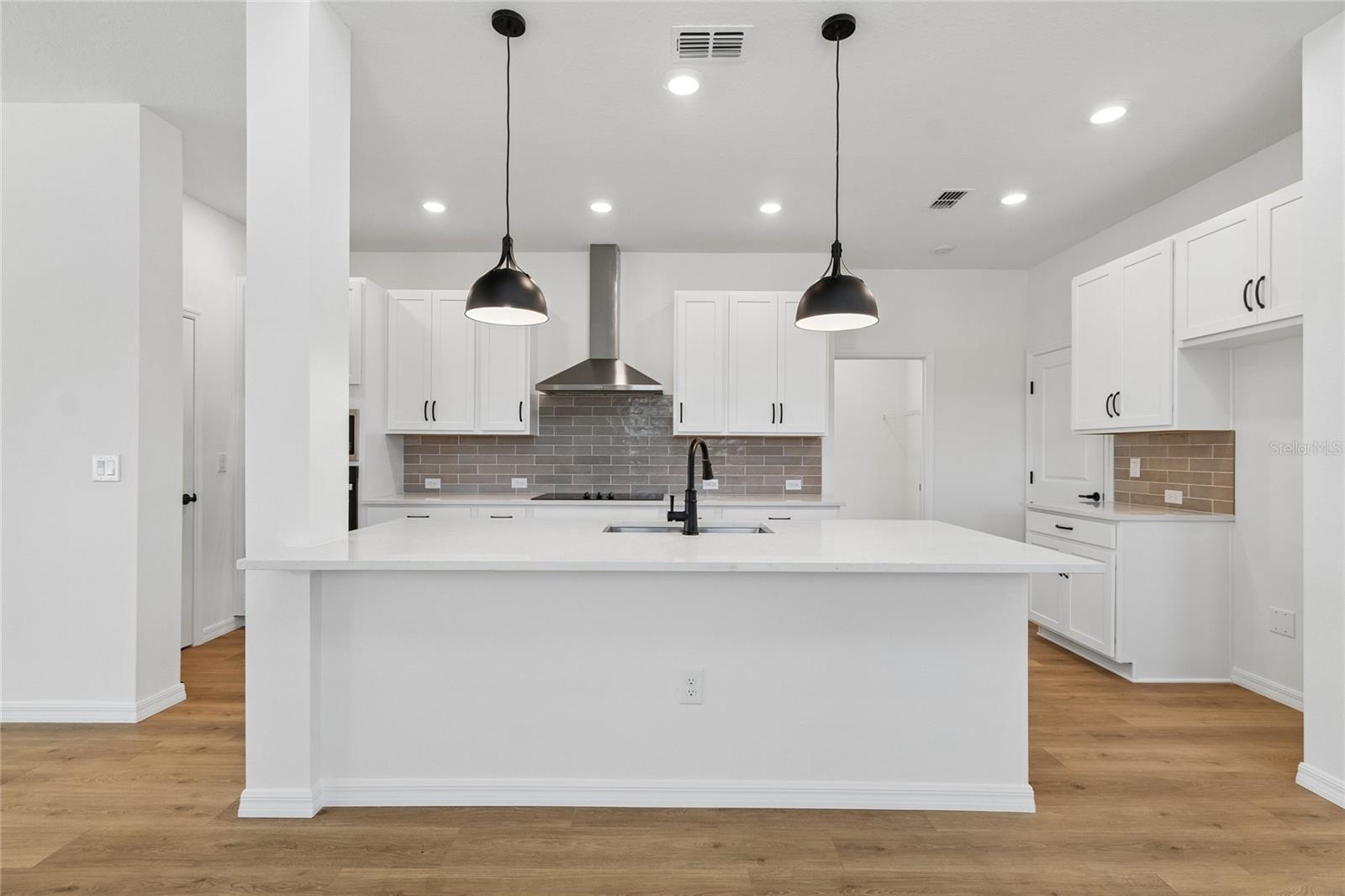 EASTLYN - Residential