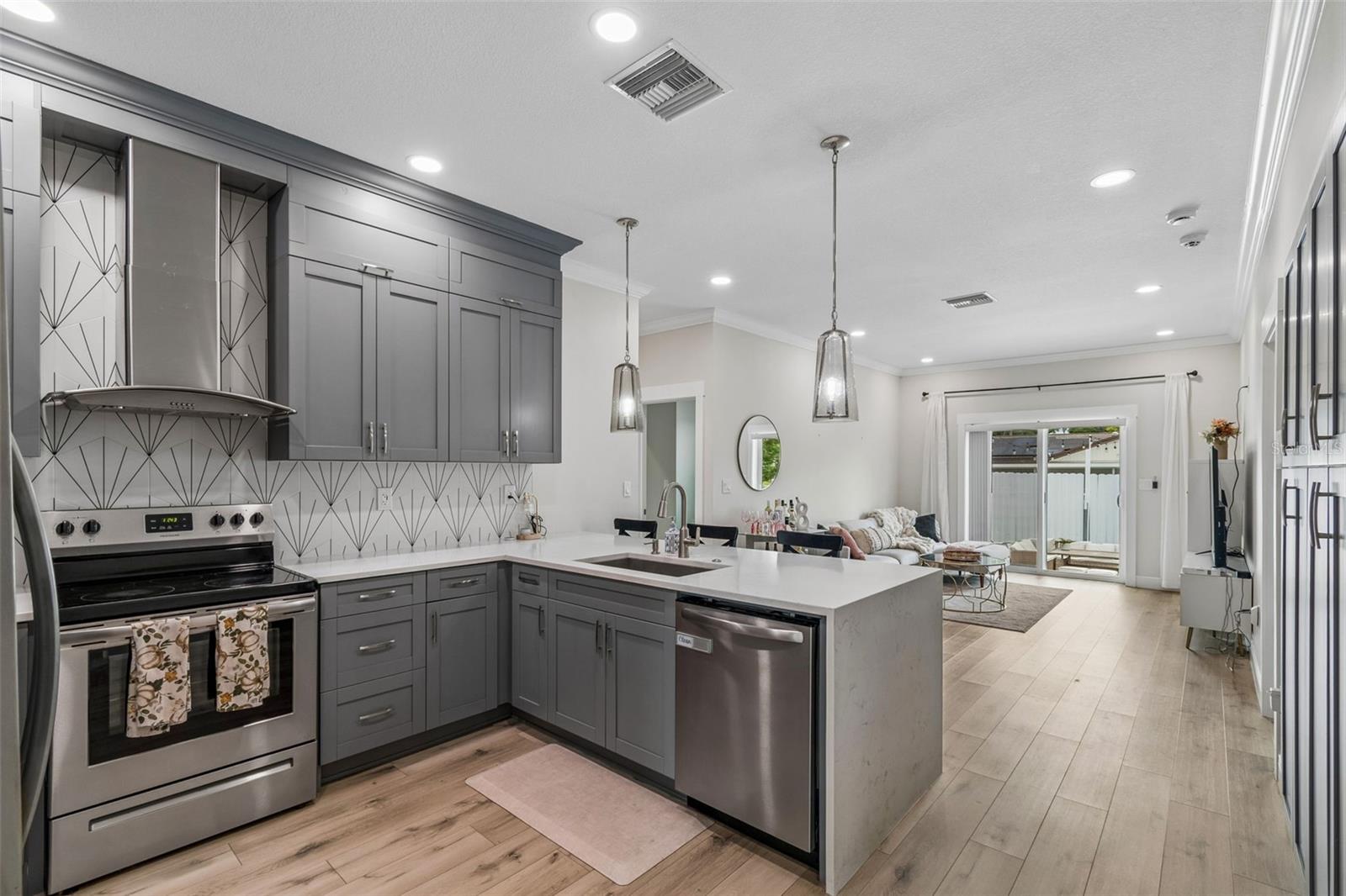 LORRAINE ESTATES - Residential