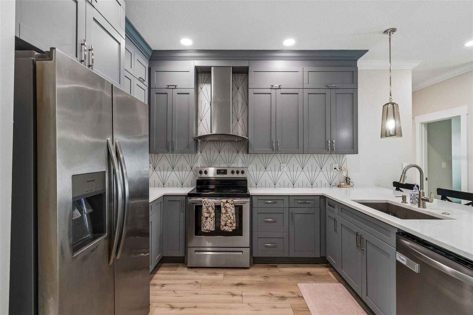 LORRAINE ESTATES - Residential