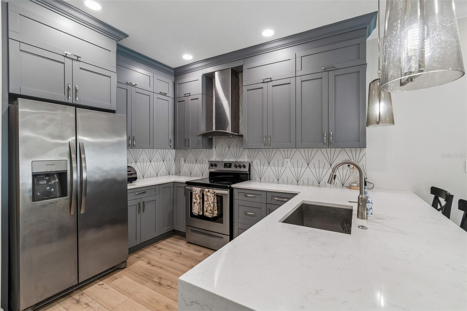 LORRAINE ESTATES - Residential