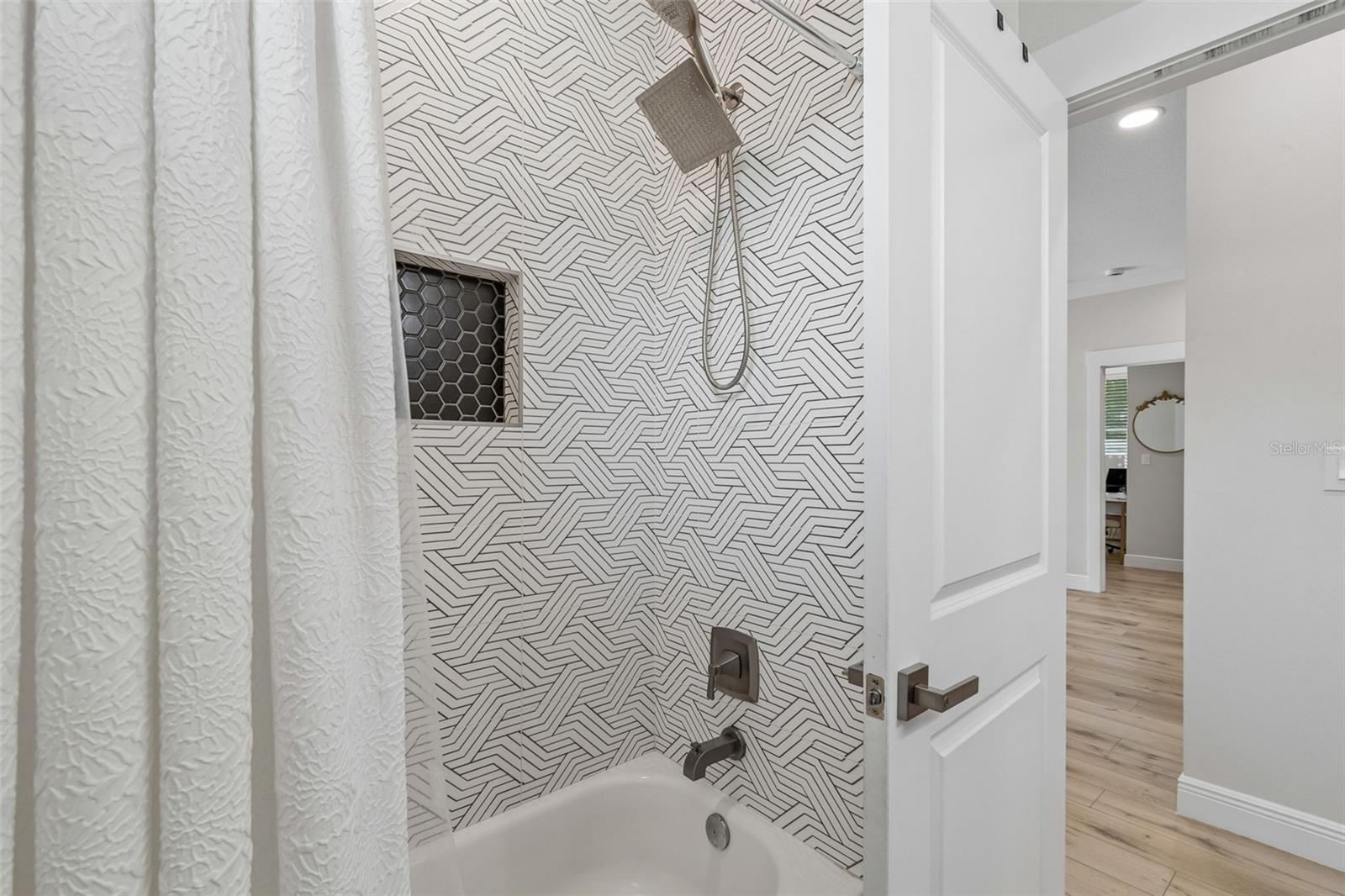 LORRAINE ESTATES - Residential