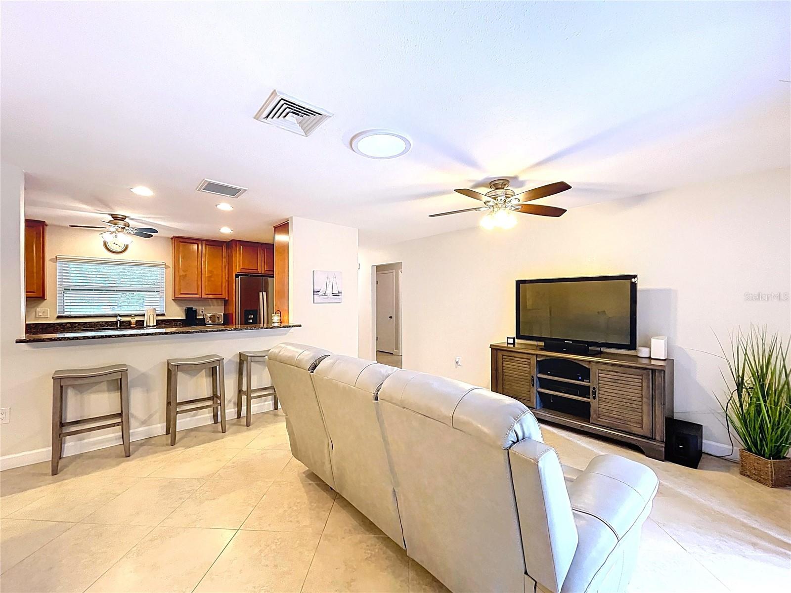RIDGEWOOD ESTS 18TH ADD - Residential