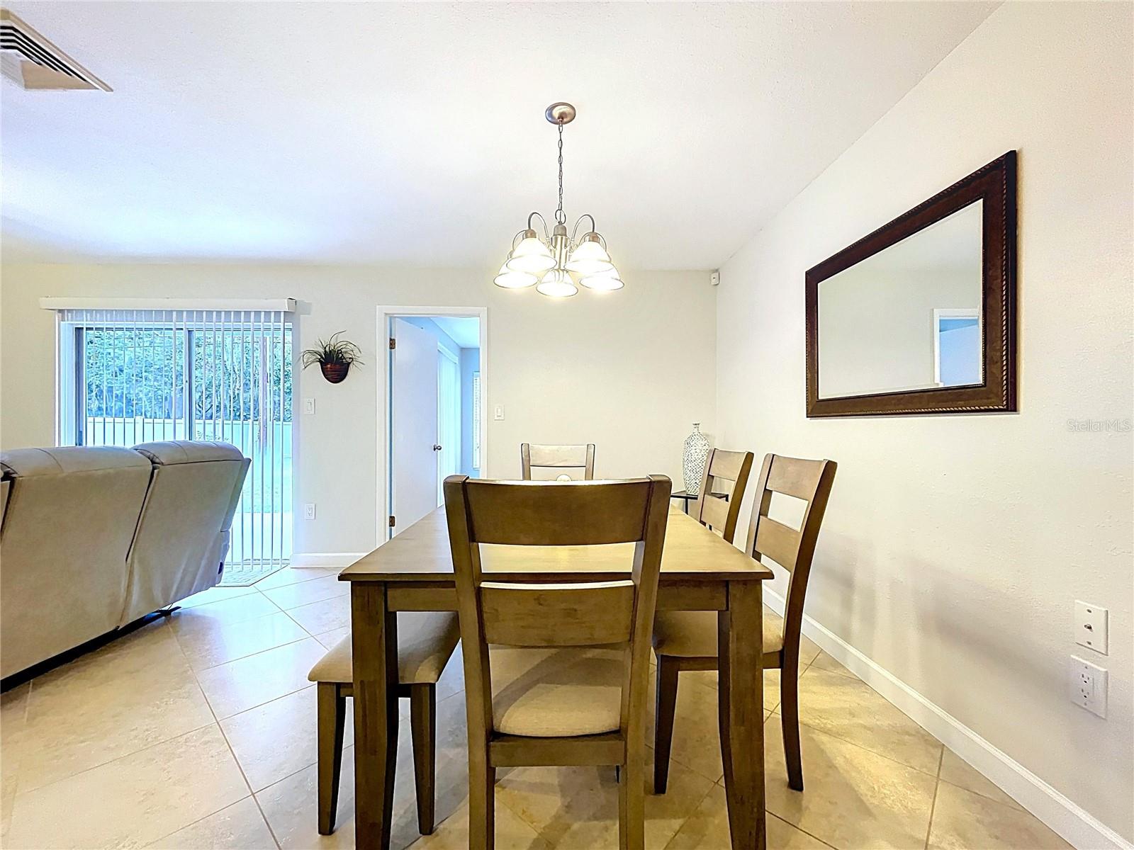 RIDGEWOOD ESTS 18TH ADD - Residential