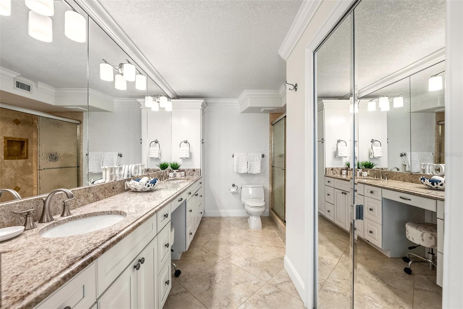 WHISPERING SANDS SEC 6 - Residential