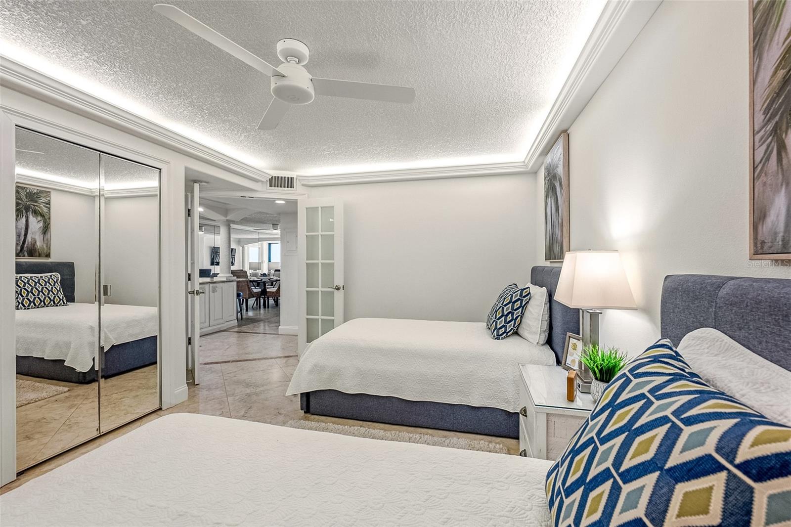 WHISPERING SANDS SEC 6 - Residential