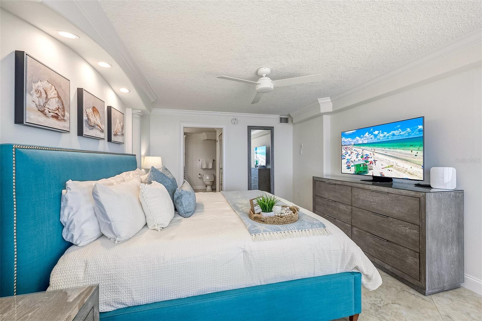 WHISPERING SANDS SEC 6 - Residential