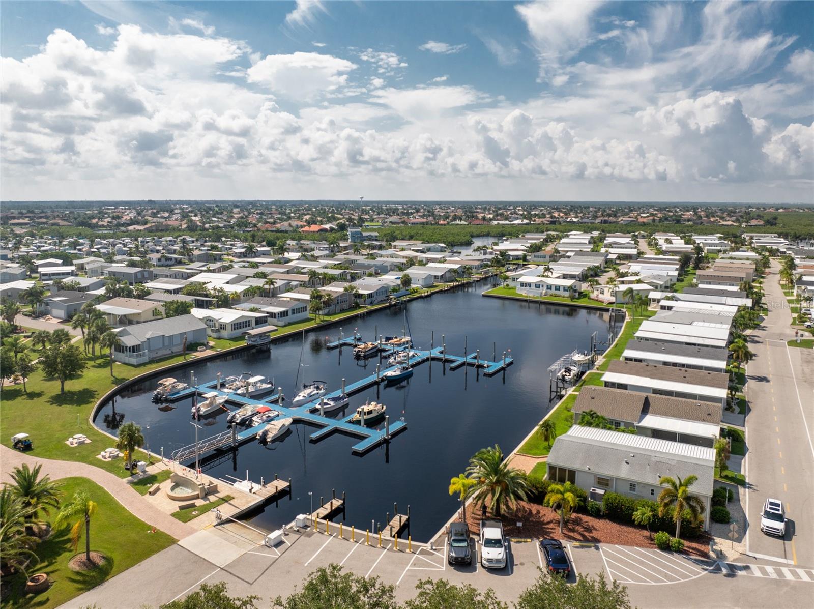 WINDMILL VILLAGE - Residential