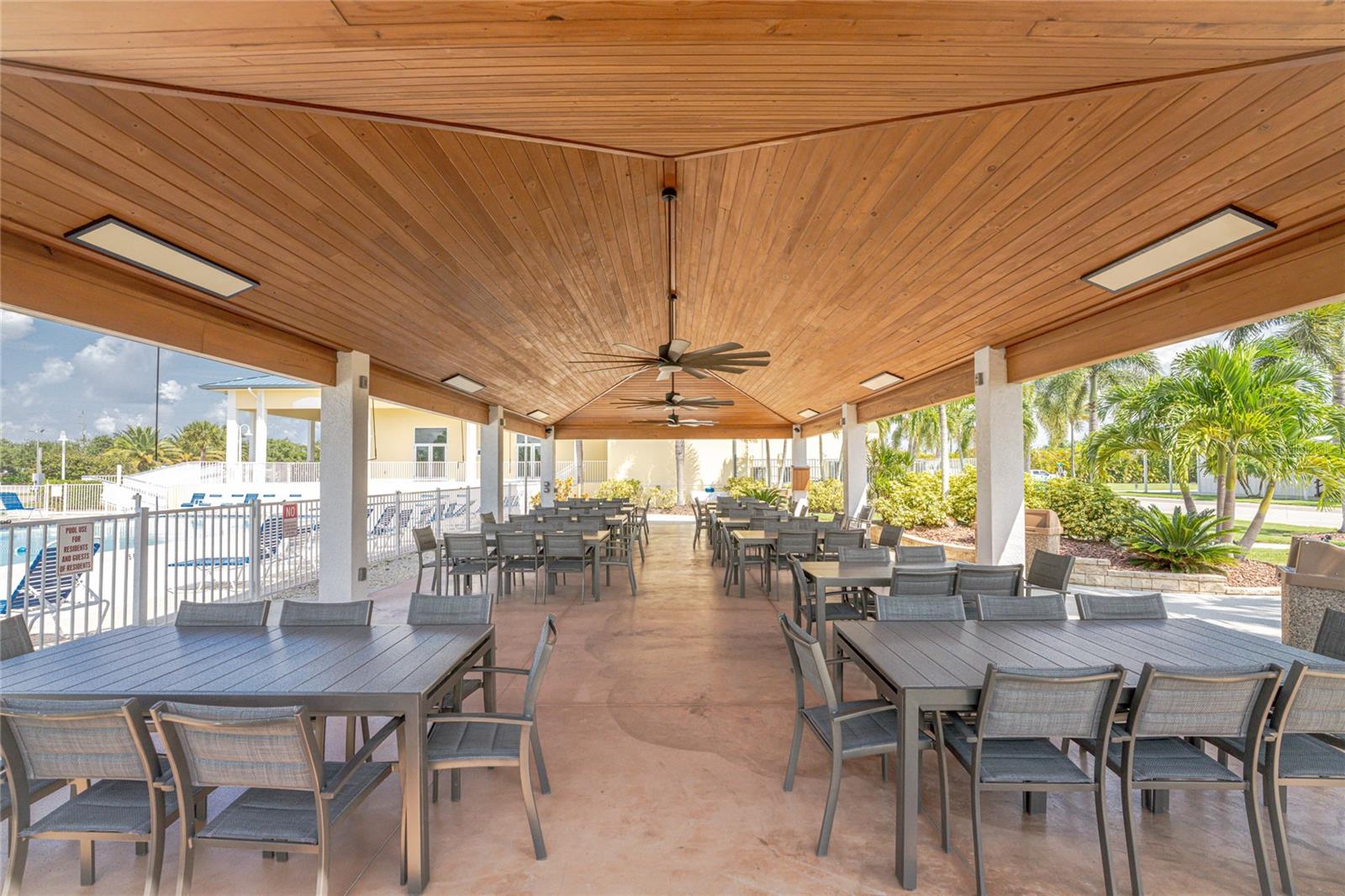 WINDMILL VILLAGE - Residential