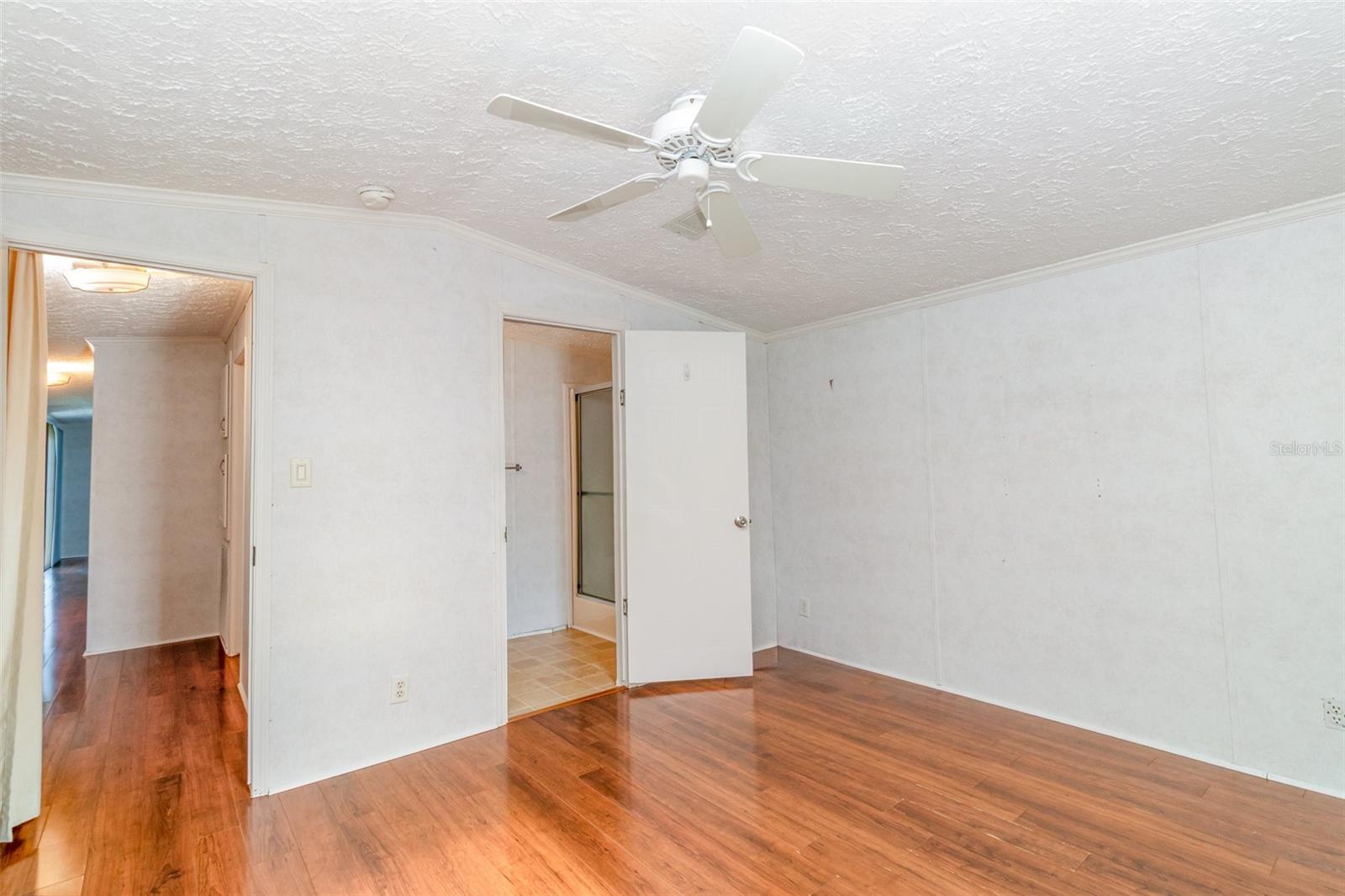 WINDMILL VILLAGE - Residential