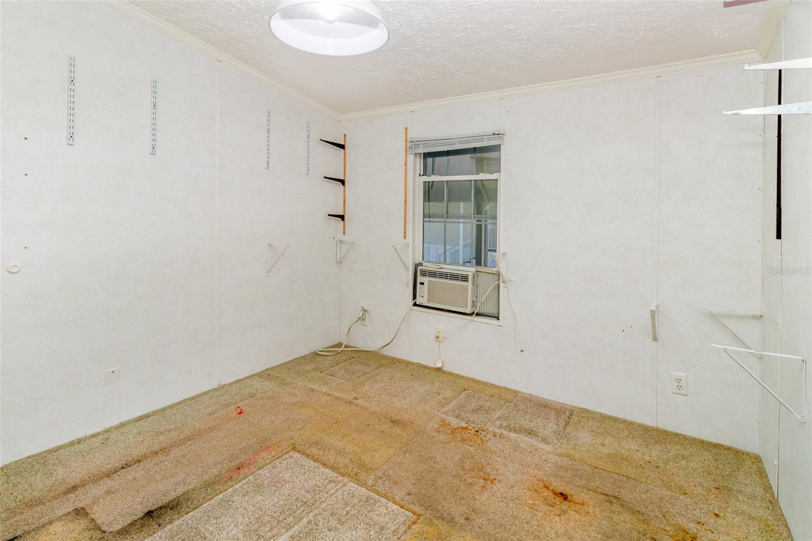 WINDMILL VILLAGE - Residential