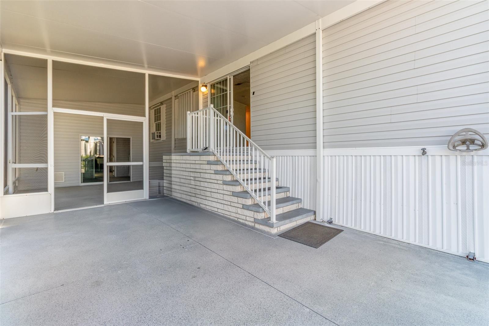 WINDMILL VILLAGE - Residential