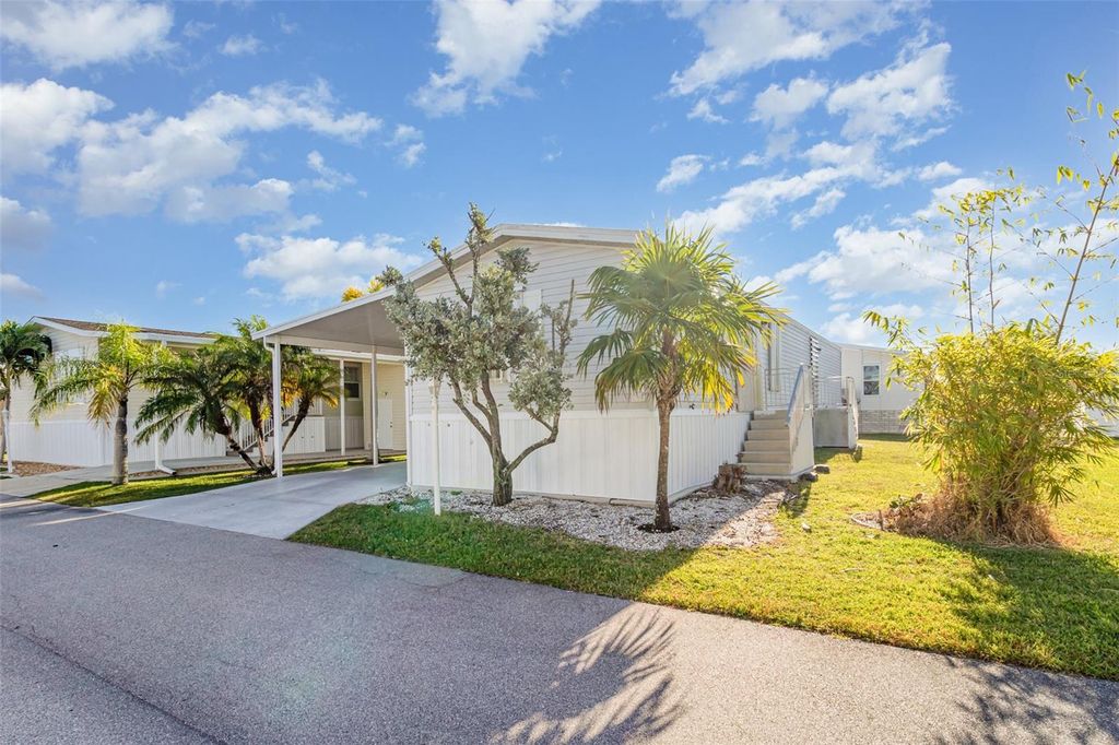 Photo of 10 Holland Drive, Punta Gorda, FL 33950 (MLS # C7517748)