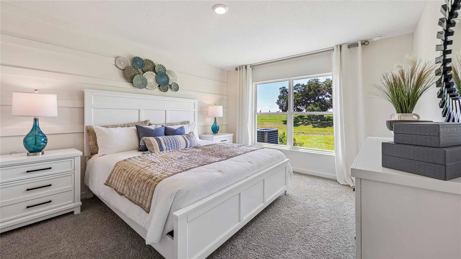 MARION OAKS - Residential