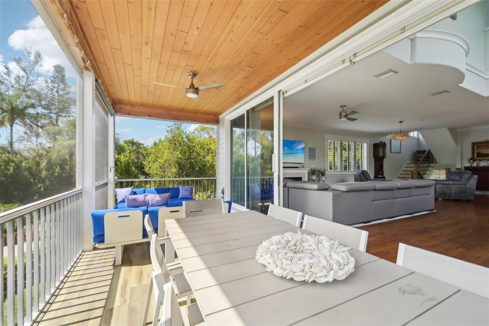 LAGUNA YACHT VILLAGE - Residential