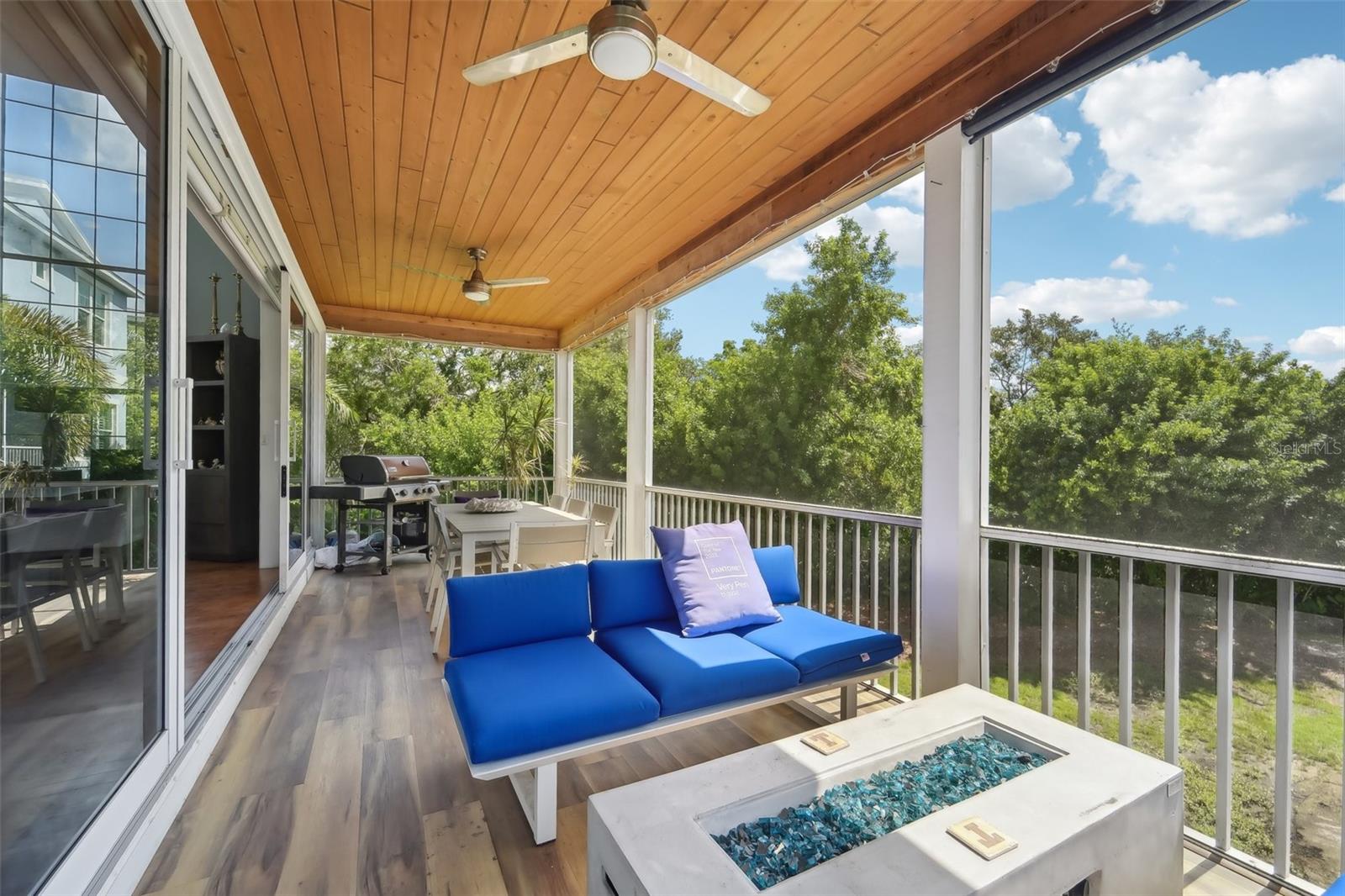 LAGUNA YACHT VILLAGE - Residential