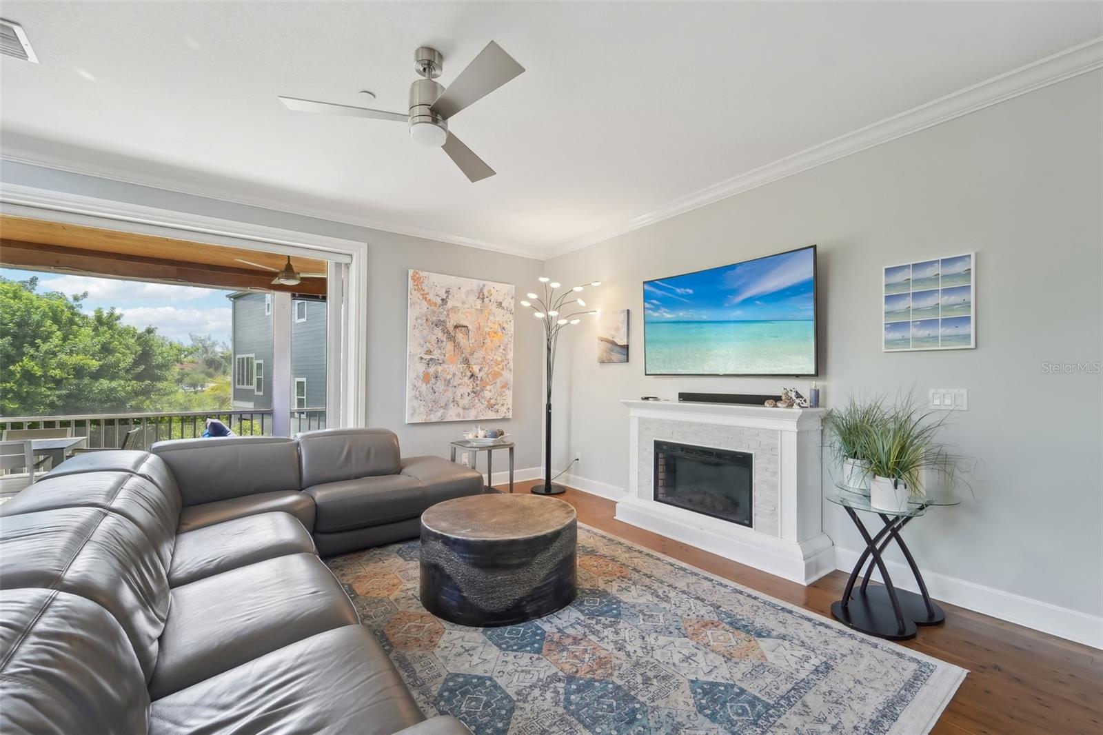 LAGUNA YACHT VILLAGE - Residential