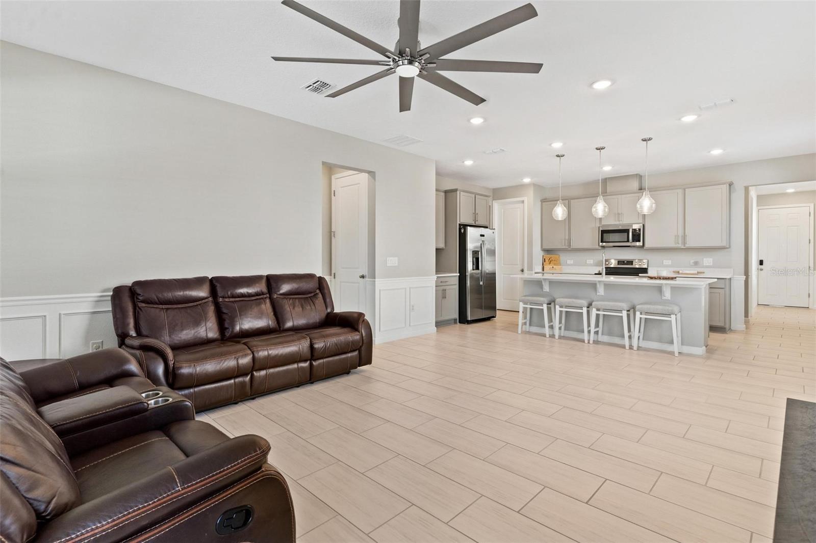 SEASONS/PK HILL - Residential