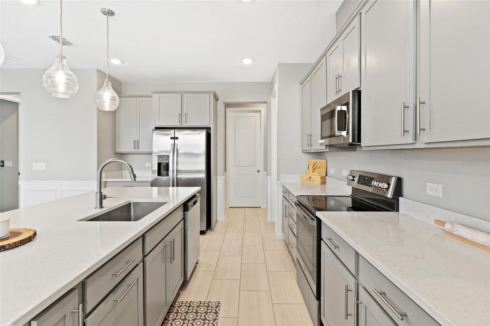 SEASONS/PK HILL - Residential