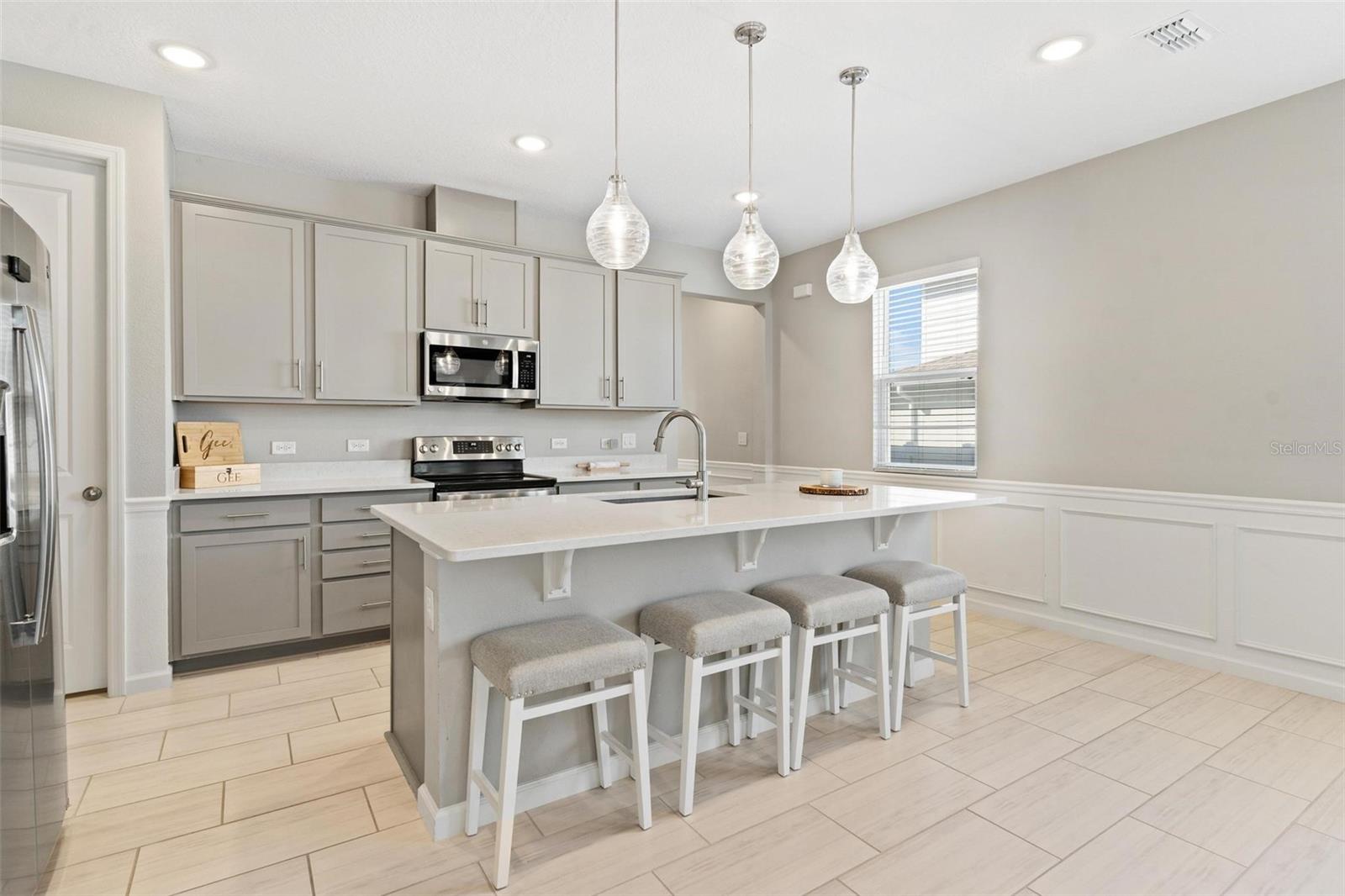 SEASONS/PK HILL - Residential