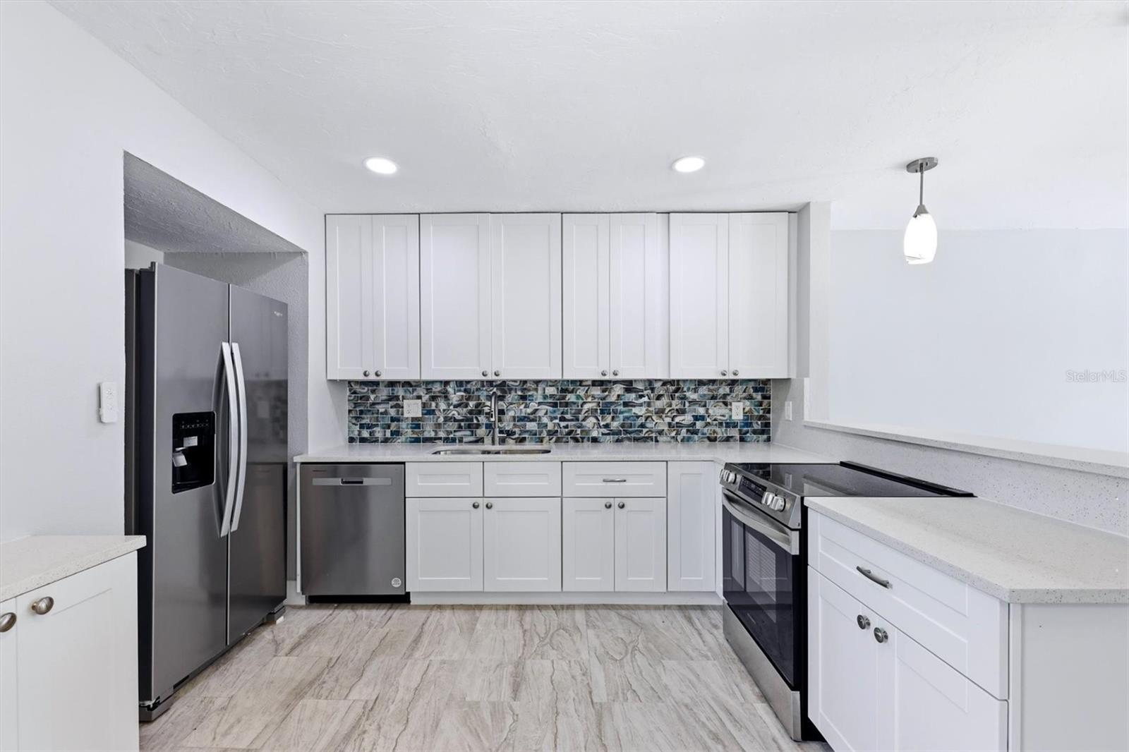BAY BEACH CONTINUED - Residential